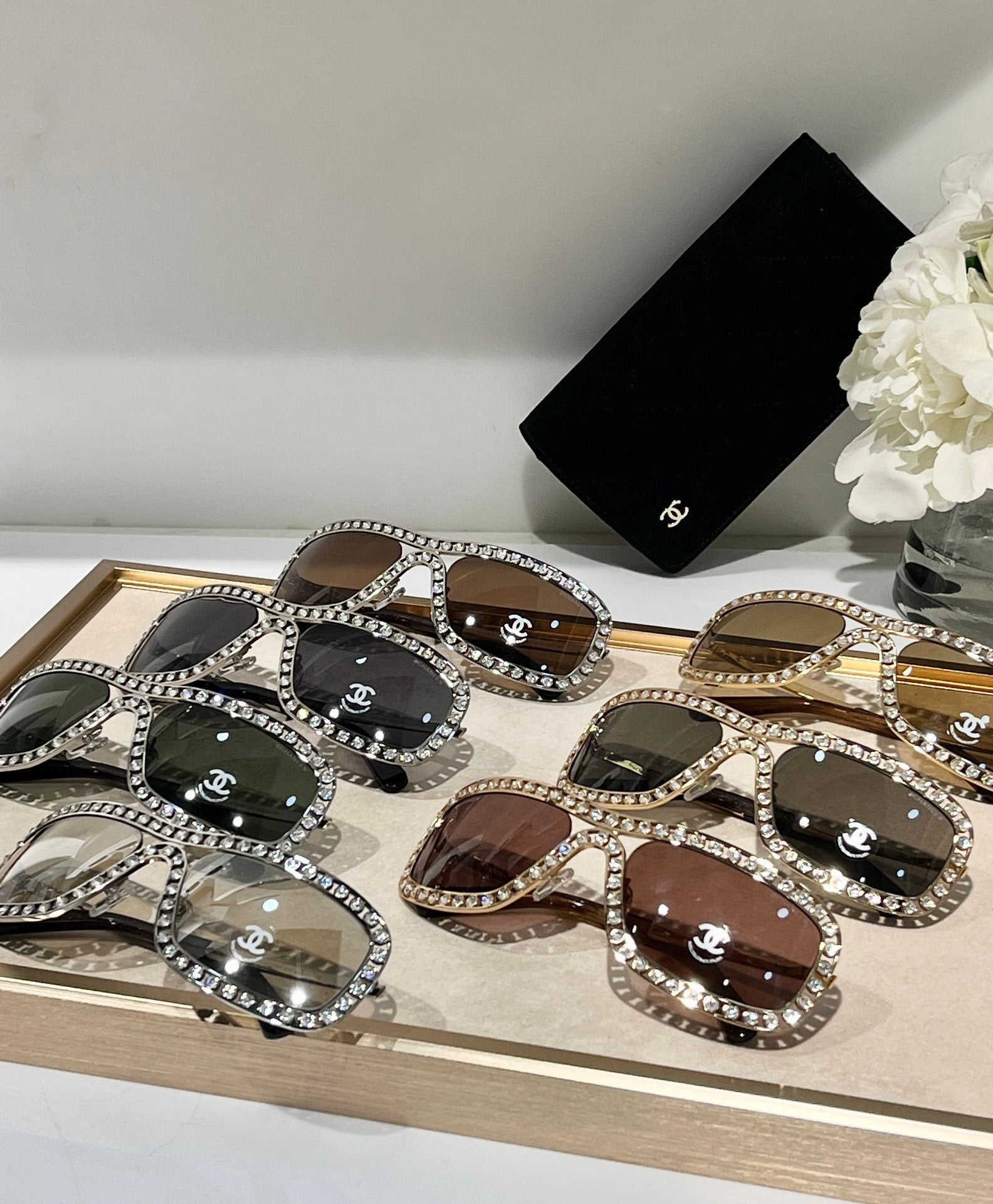 '- CHANEL Shield Sunglasses A71558🖤 - buyonlinebehappy