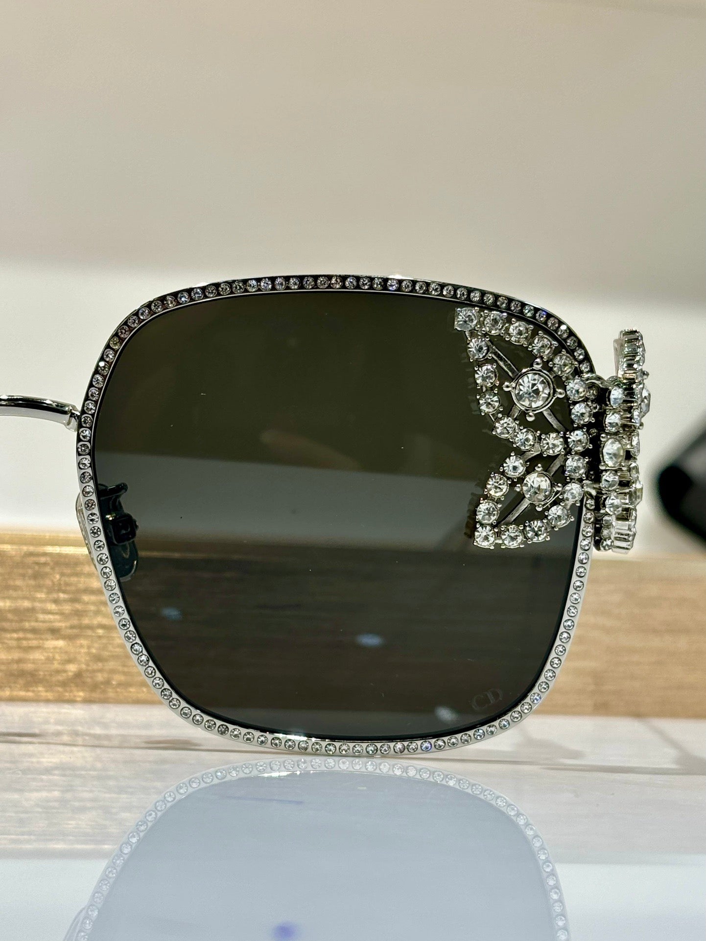 '- DIOR DiorFantastica S1U Square Sunglasses with Swarovski® Crystals 💎 - buyonlinebehappy