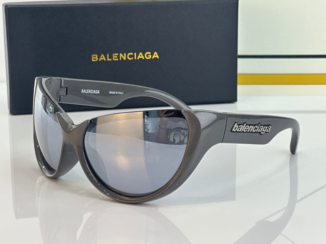 BALENCIAGA 0201S Black Mask Butterfly / Cat Eye Fashion Sunglasses 🖤 - buyonlinebehappy