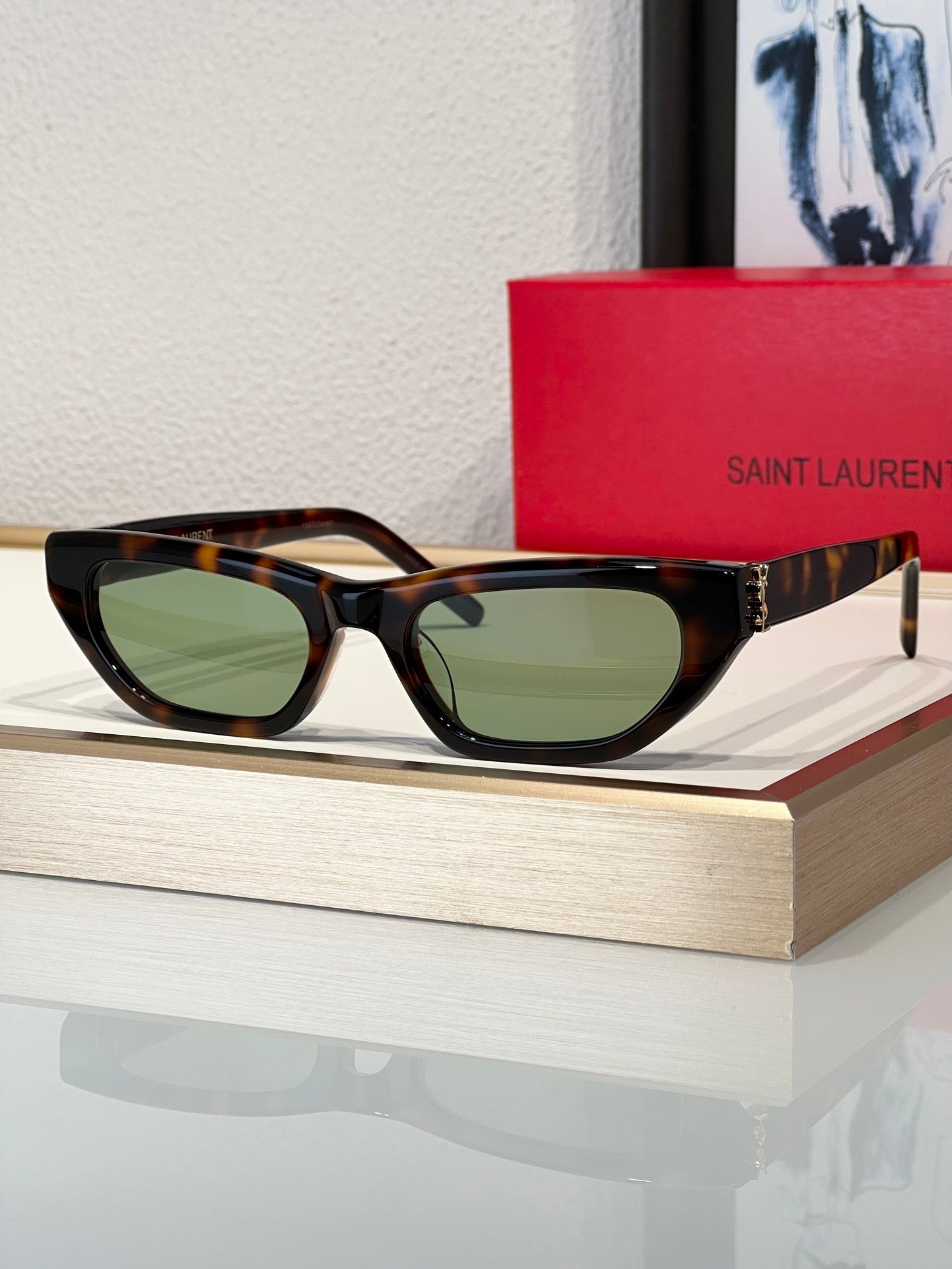 '-  YSL Saint Laurent SL M126 cat-eye sunglasses ✨ - buyonlinebehappy