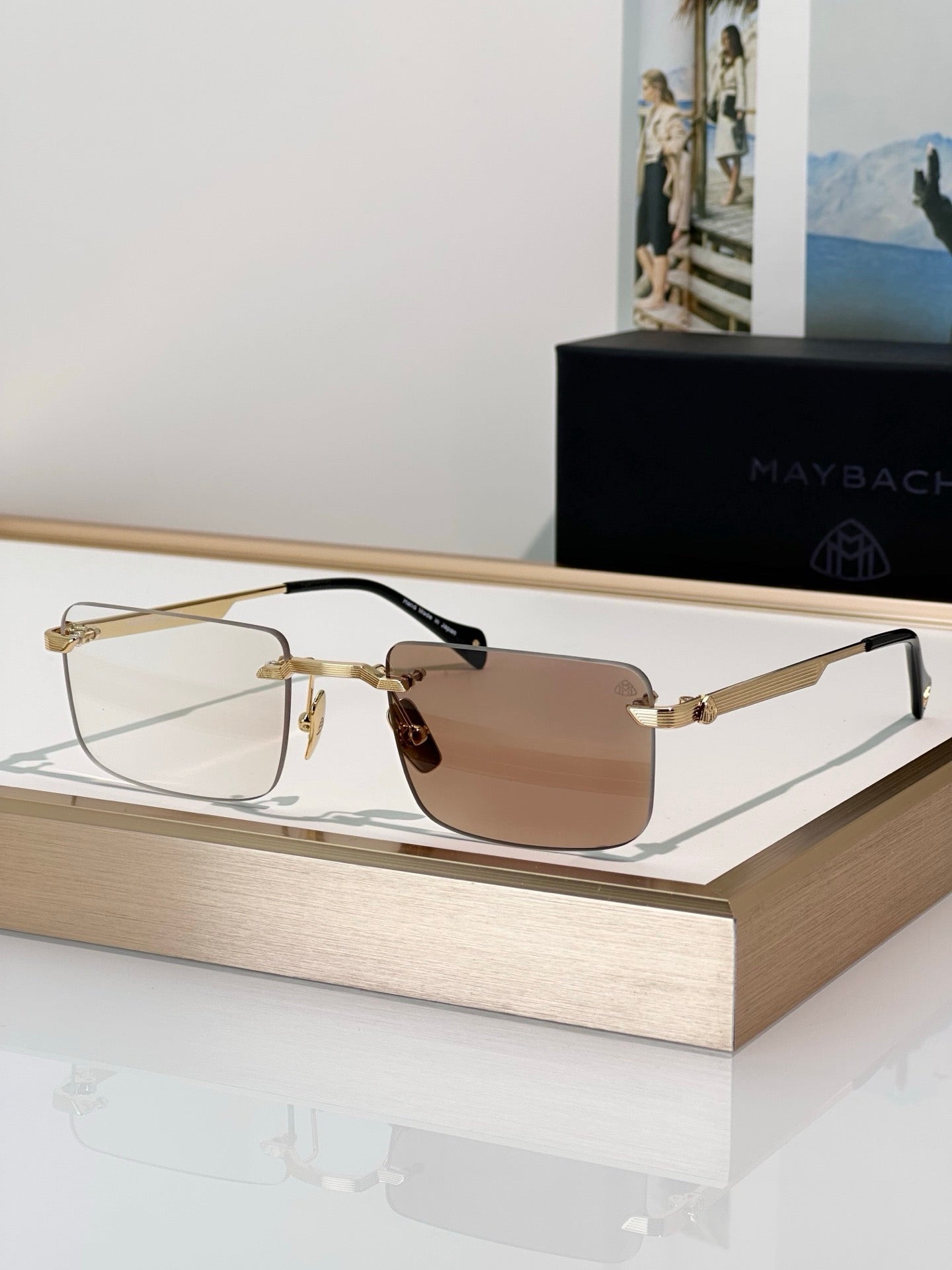 MAYBACH THE WOLF I Zeiss Lenses Photochromic Sunglasses 👑