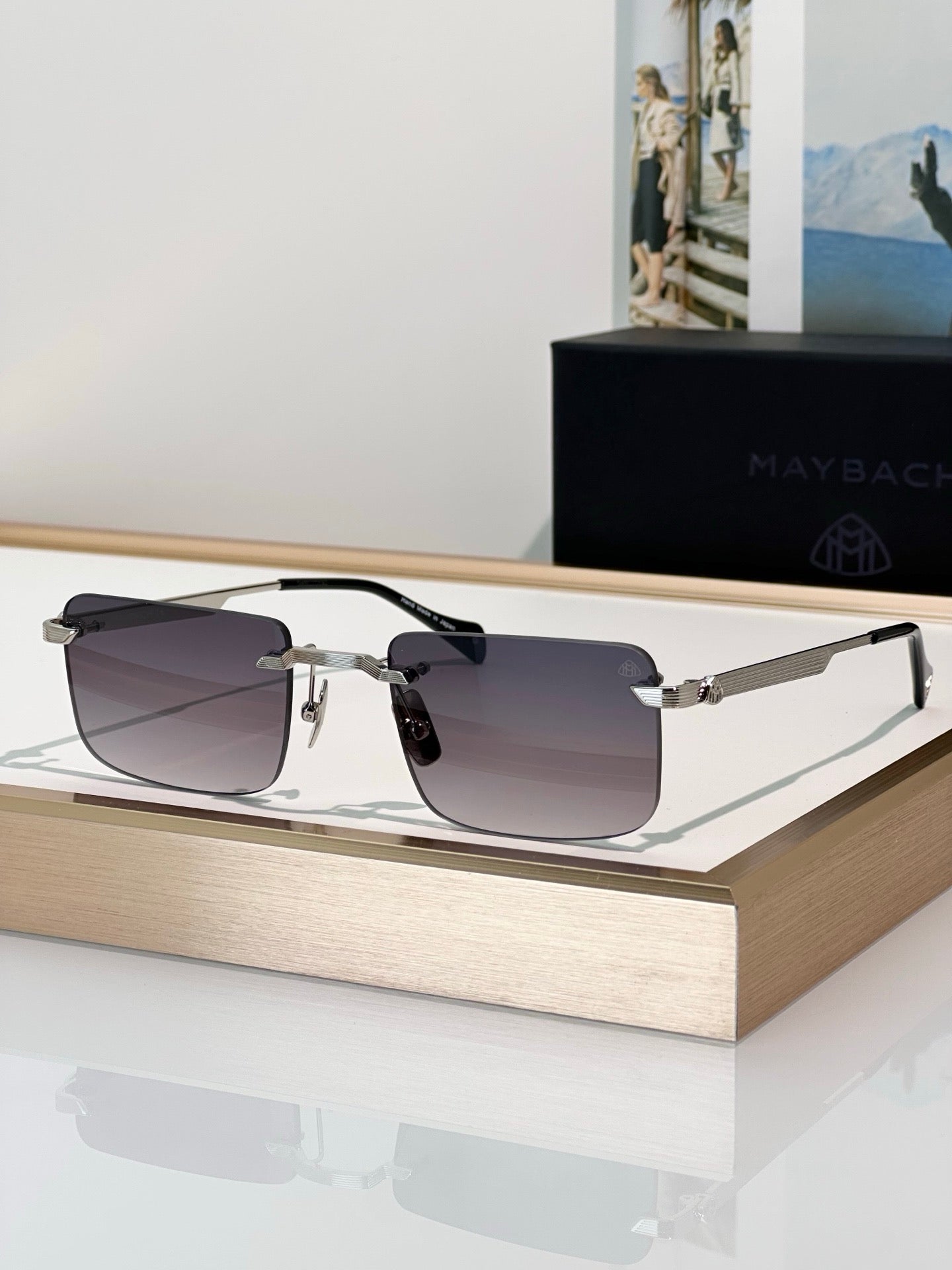 MAYBACH THE WOLF I Zeiss Lenses Photochromic Sunglasses 👑