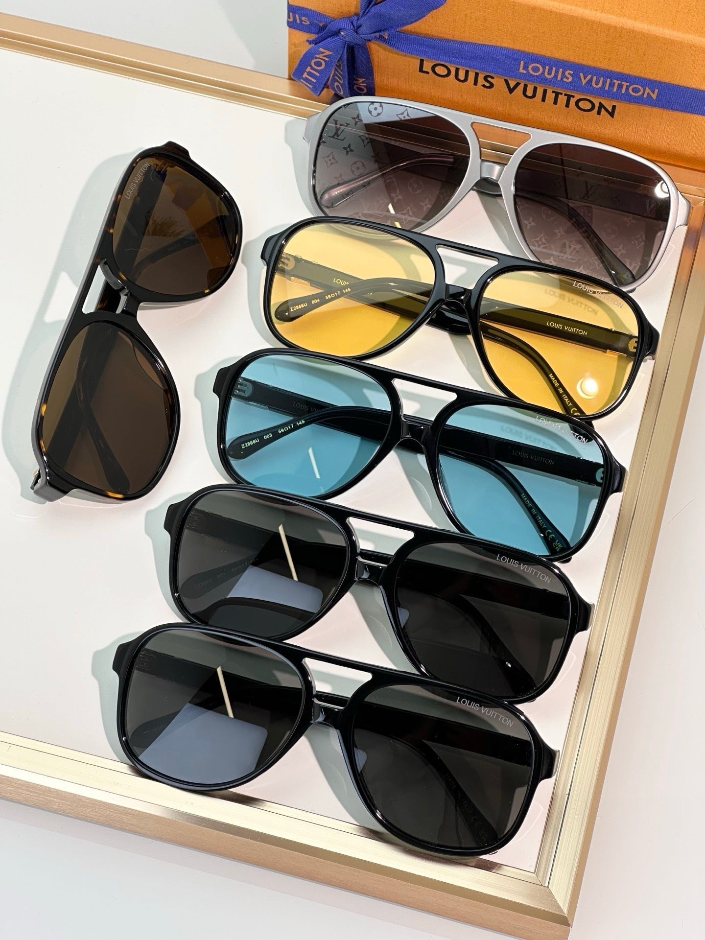 Louis Vuitton Z2866U LV Hit Sunglasses ✨
