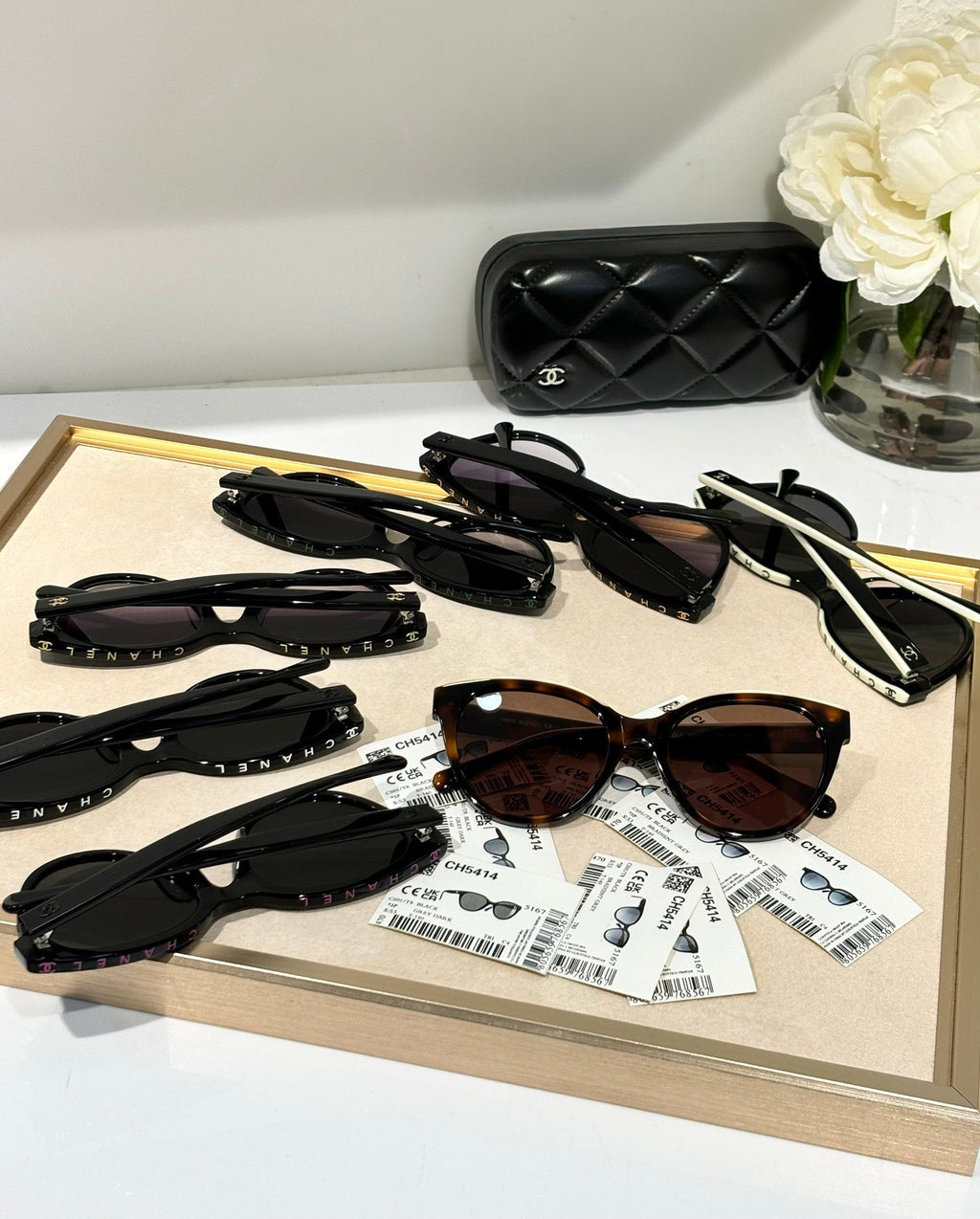 CHANEL BUTTERFLY SUNGLASSES Acetate Black   🖤