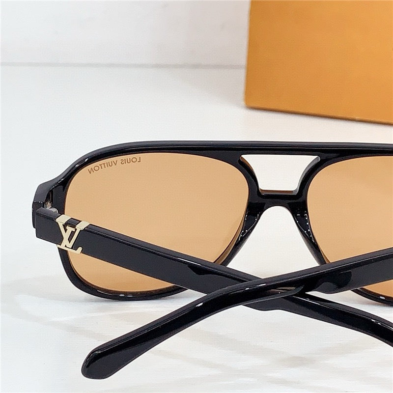 Louis Vuitton Z2898U LV Hit  Sunglasses ✨