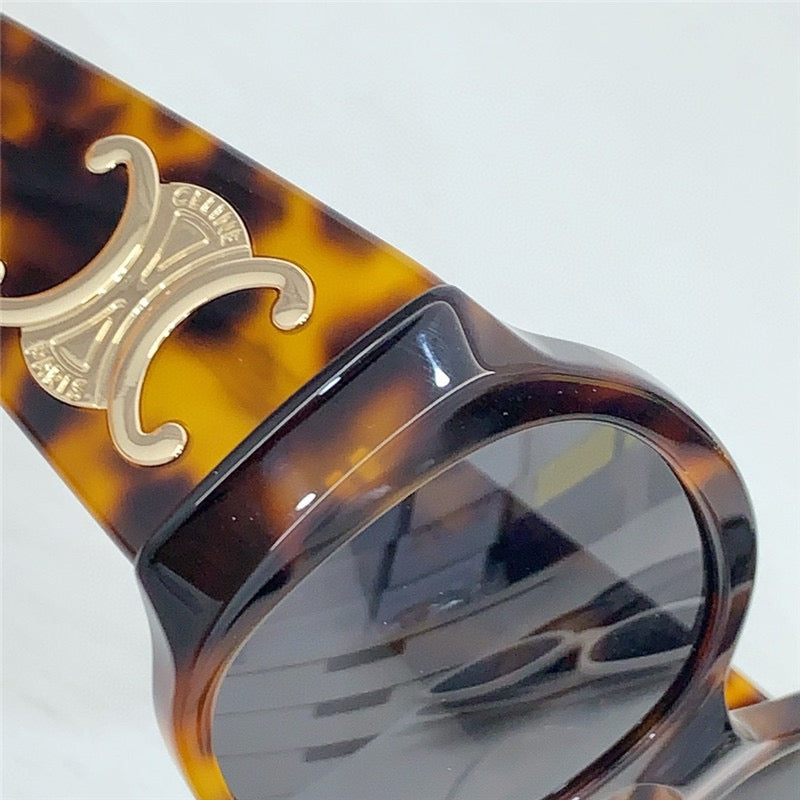 CELINE Triomphe XL 02 CL 40305U 48F Céline Sunglasses✨