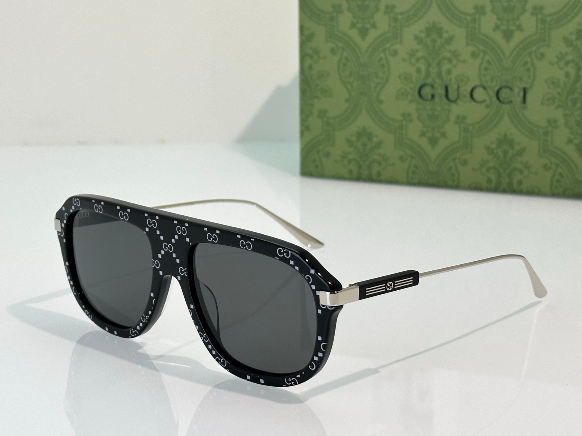 Gucci GG 1309 S Unisex Sunglasses ✨