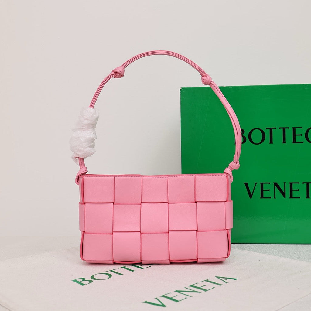 Bottega Veneta Small Cassette Small Intreccio leather bag 💚