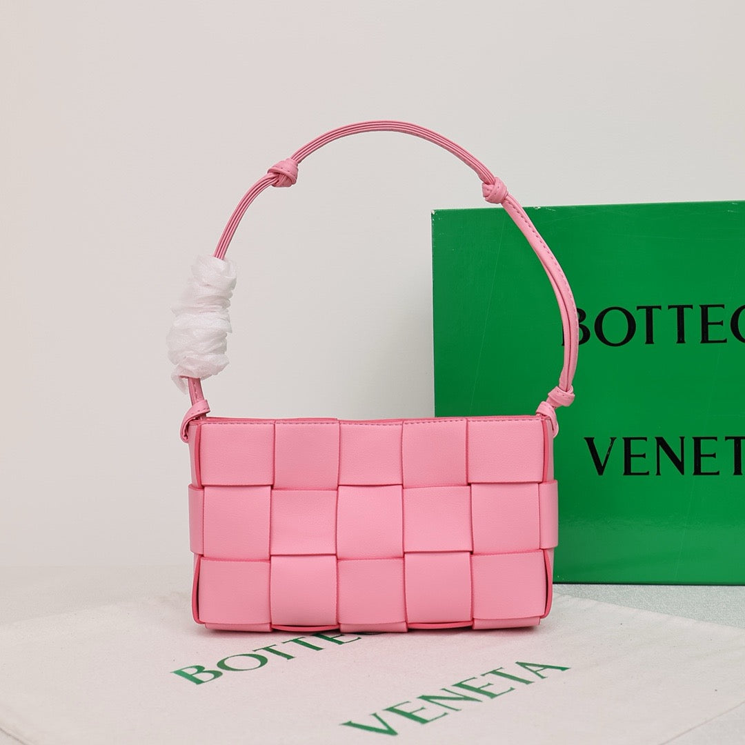 Bottega Veneta Small Cassette Small Intreccio leather bag 💚