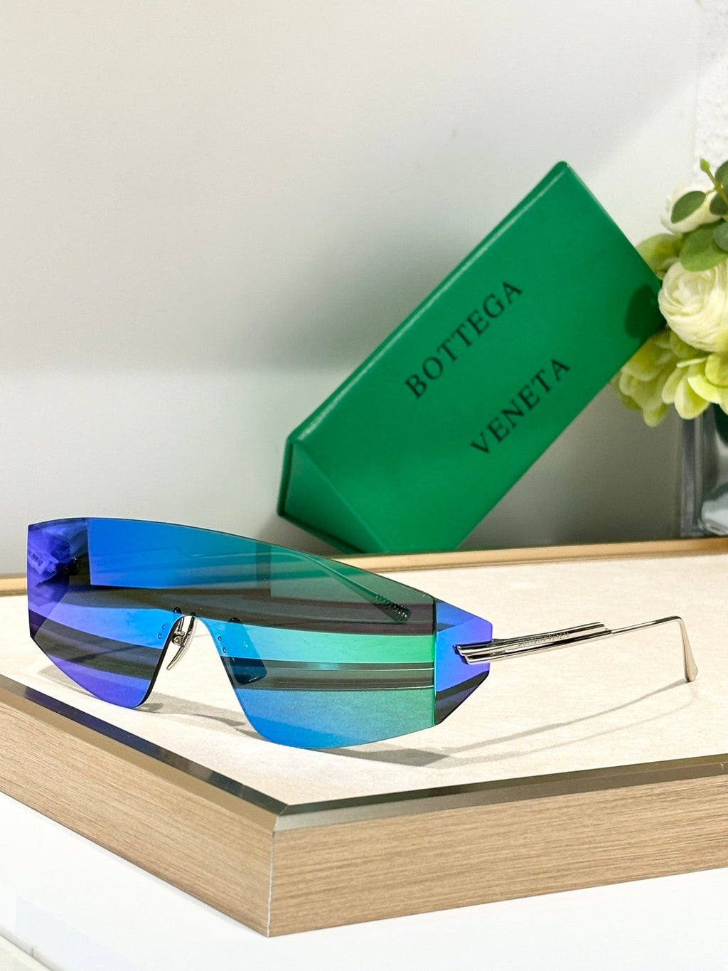 '-  BOTTEGA VENETA BV1299S Unapologetic Sunglasses💚