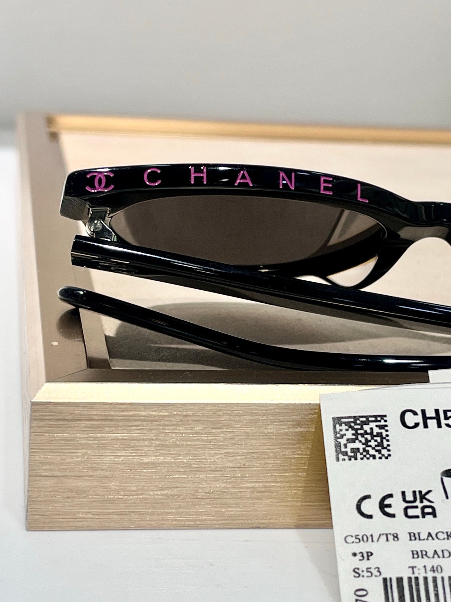 CHANEL BUTTERFLY SUNGLASSES Acetate Black   🖤