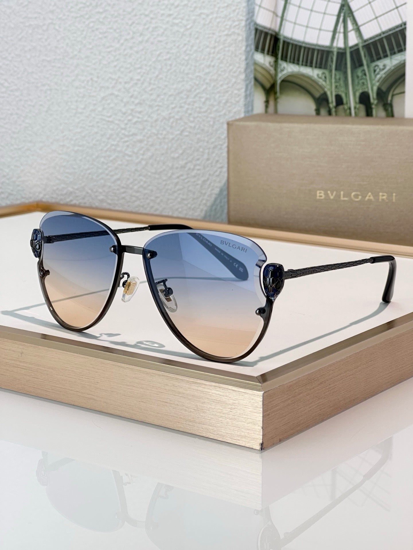 BVLGARI Bvlgari Serpenti 40079U   Women's Sunglasses ✨