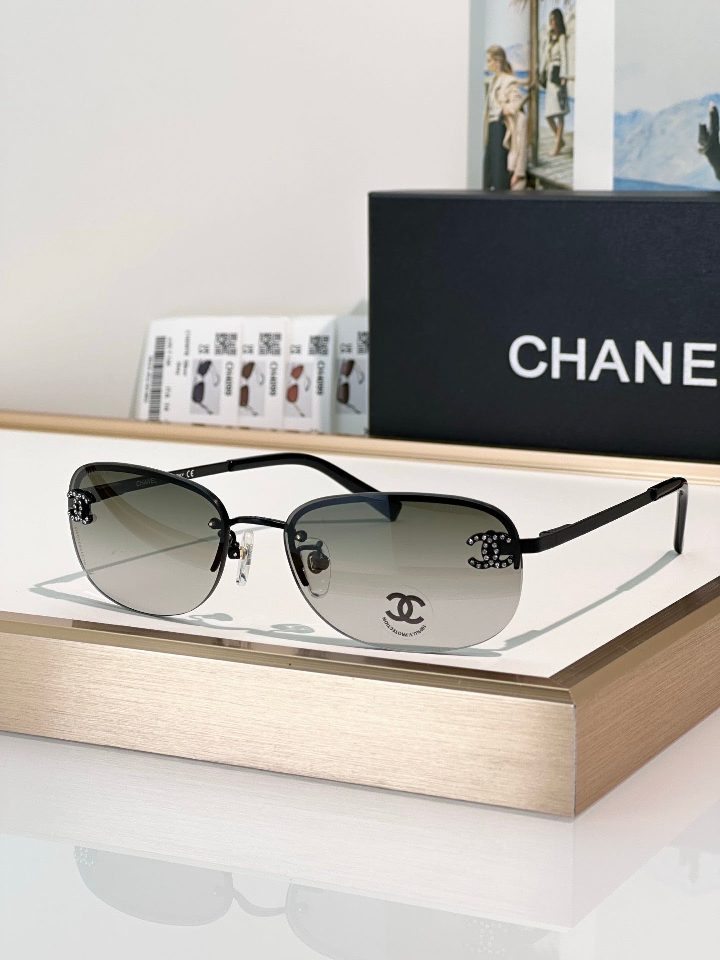 CHANEL 4099 Tint CC Logo Sunglasses  🖤