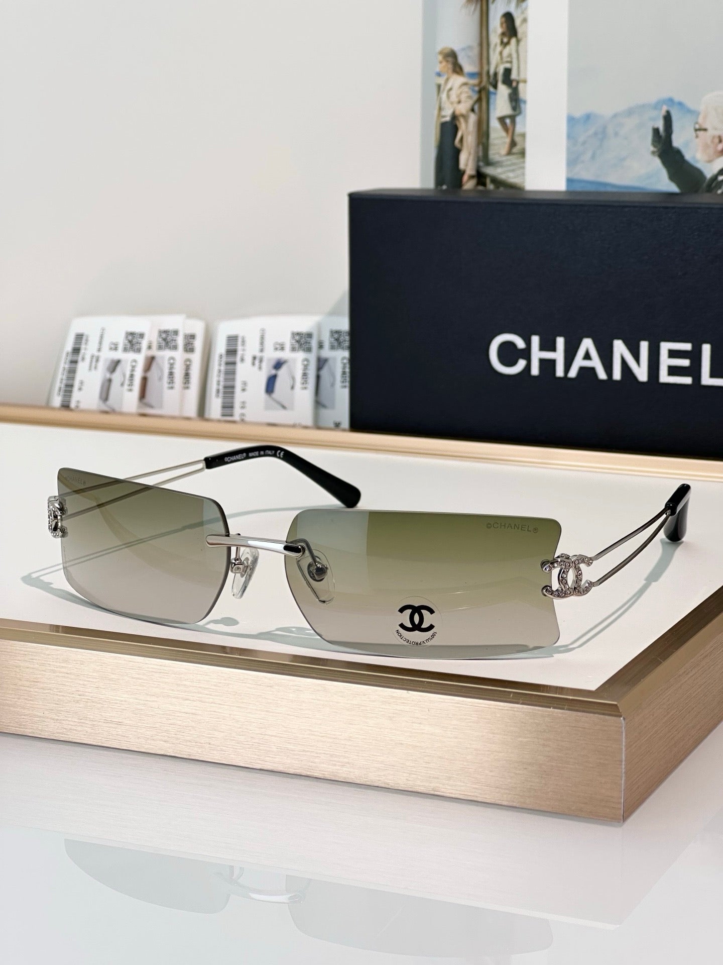 CHANEL4051 Vintage SOLD OUT  RECTANGLE sunglasses  🖤
