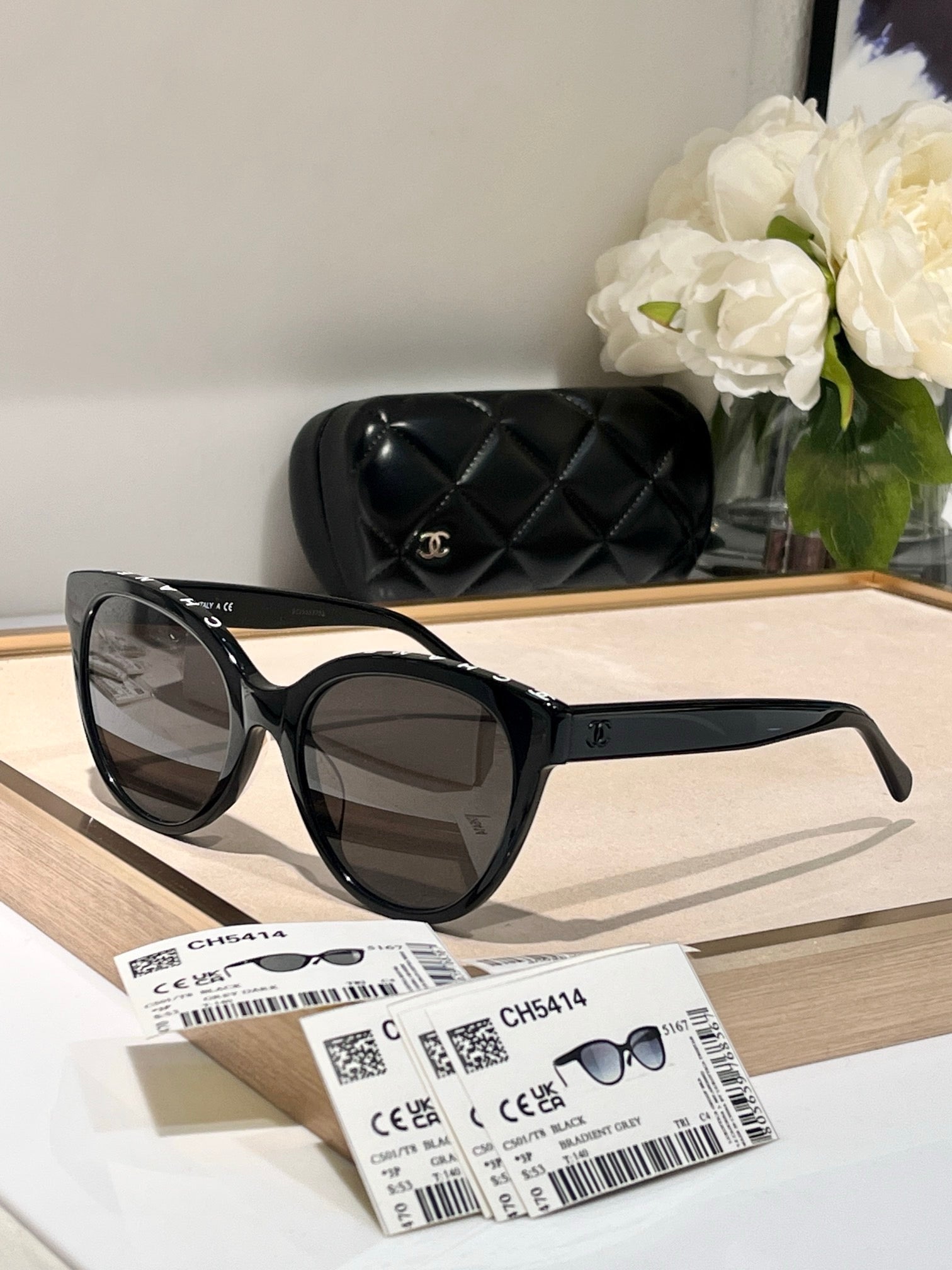 CHANEL BUTTERFLY SUNGLASSES Acetate Black   🖤