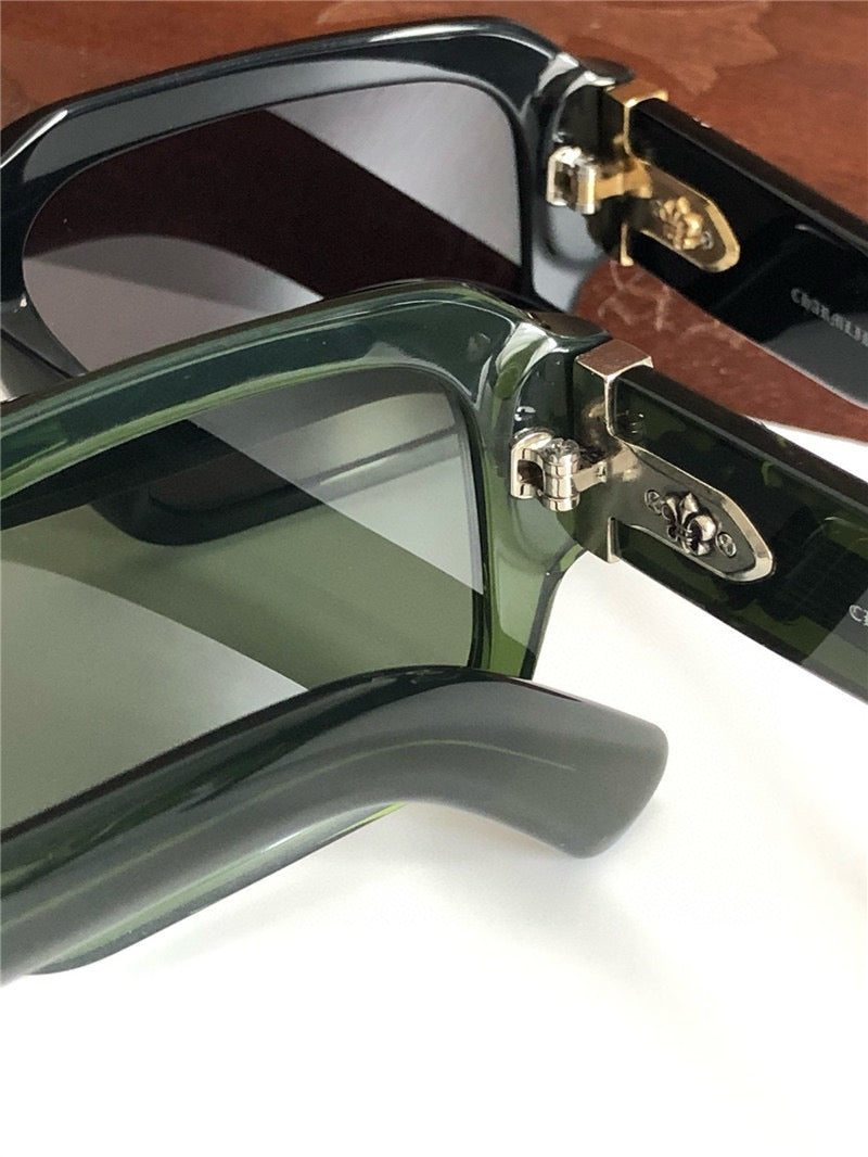'- Chrome Hearts CRH8232 Sunglasses⚜️