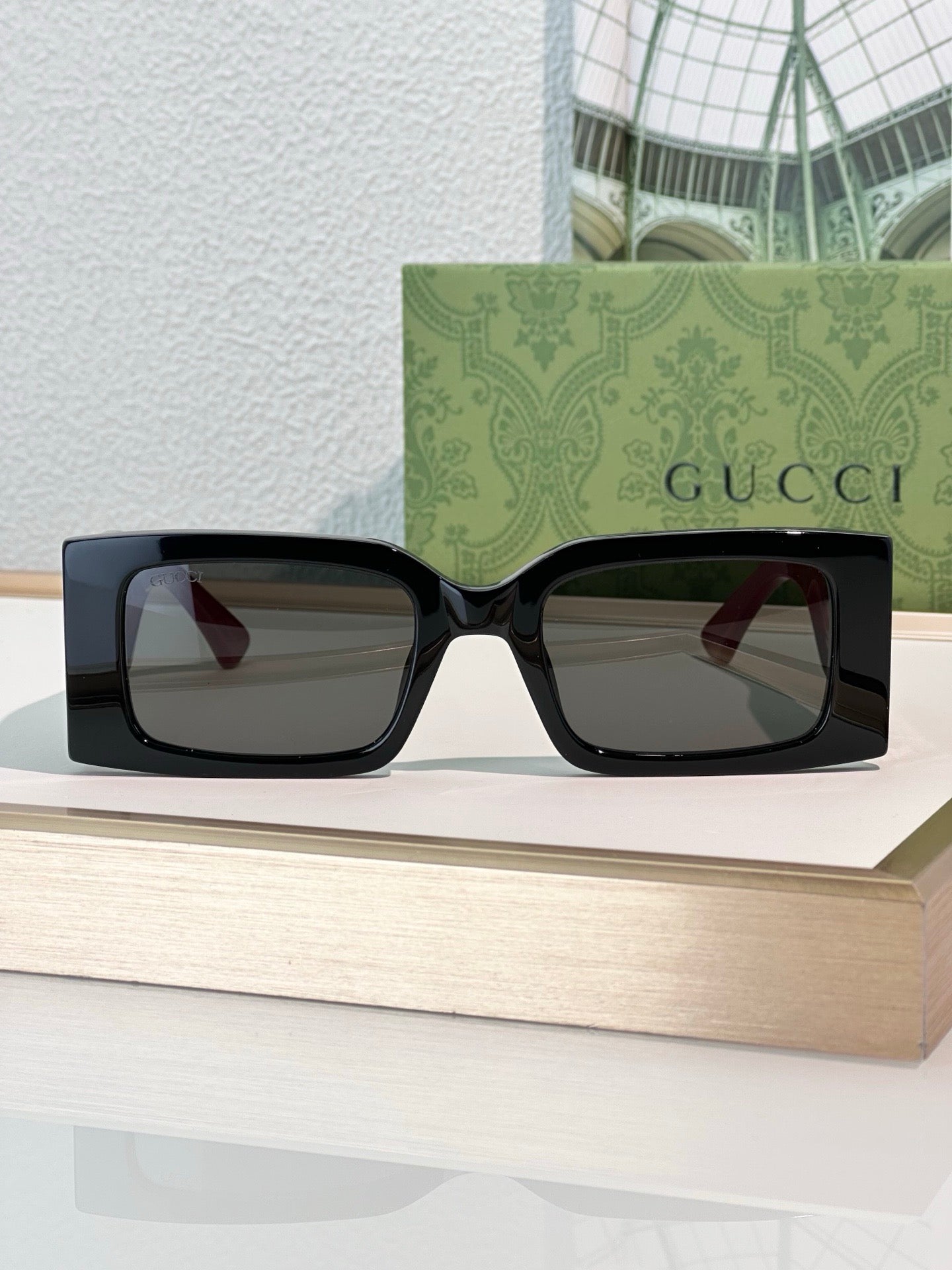 Gucci 1860S Logo-Print Rectangular Sunglasses ✨