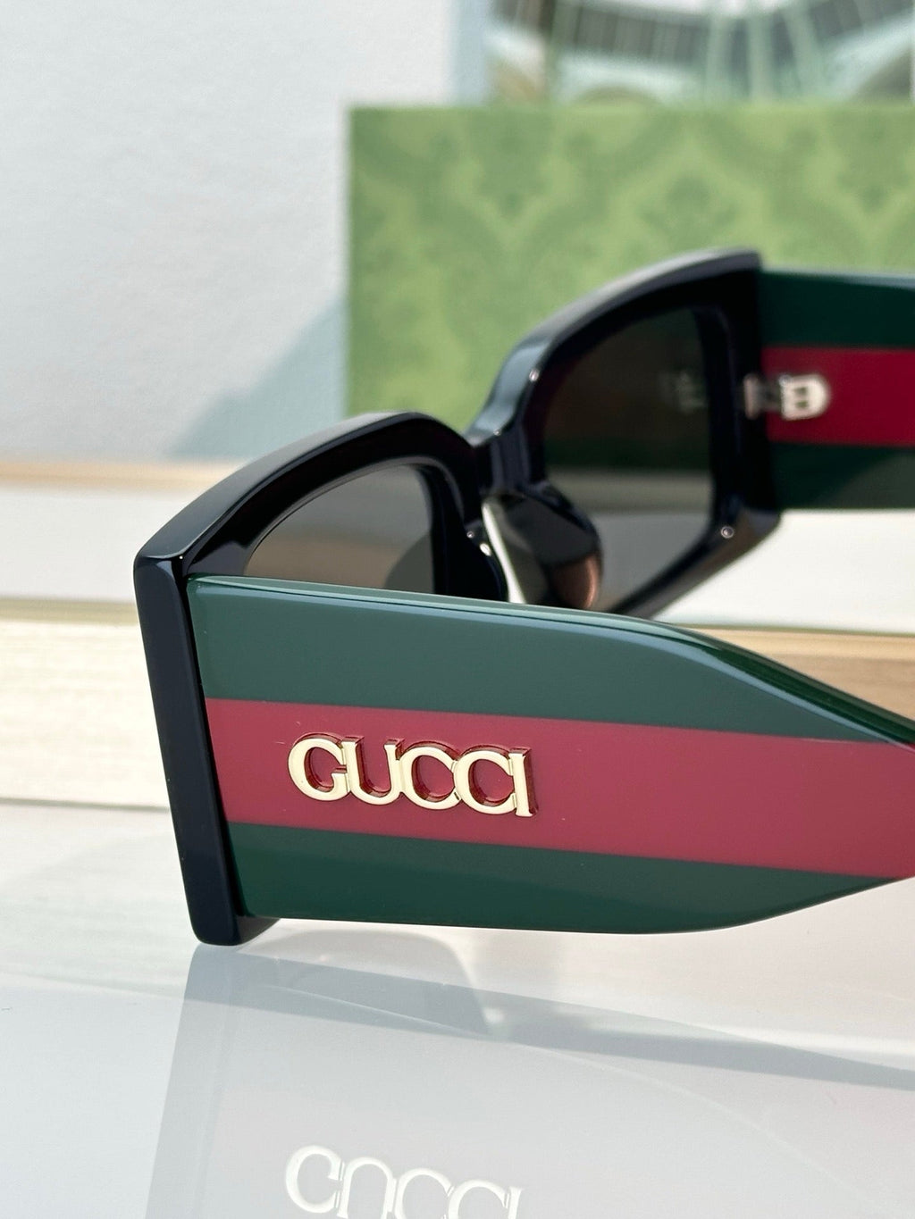 Gucci 1860S Logo-Print Rectangular Sunglasses ✨