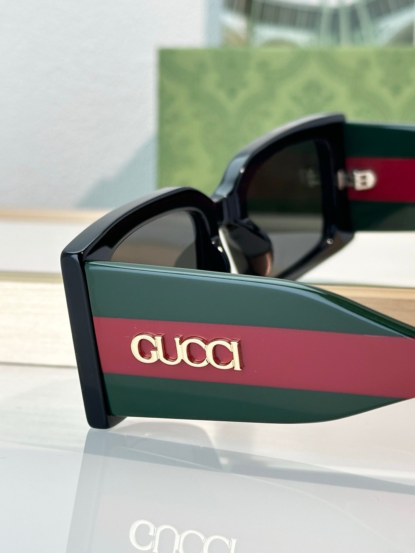 Gucci 1860S Logo-Print Rectangular Sunglasses ✨