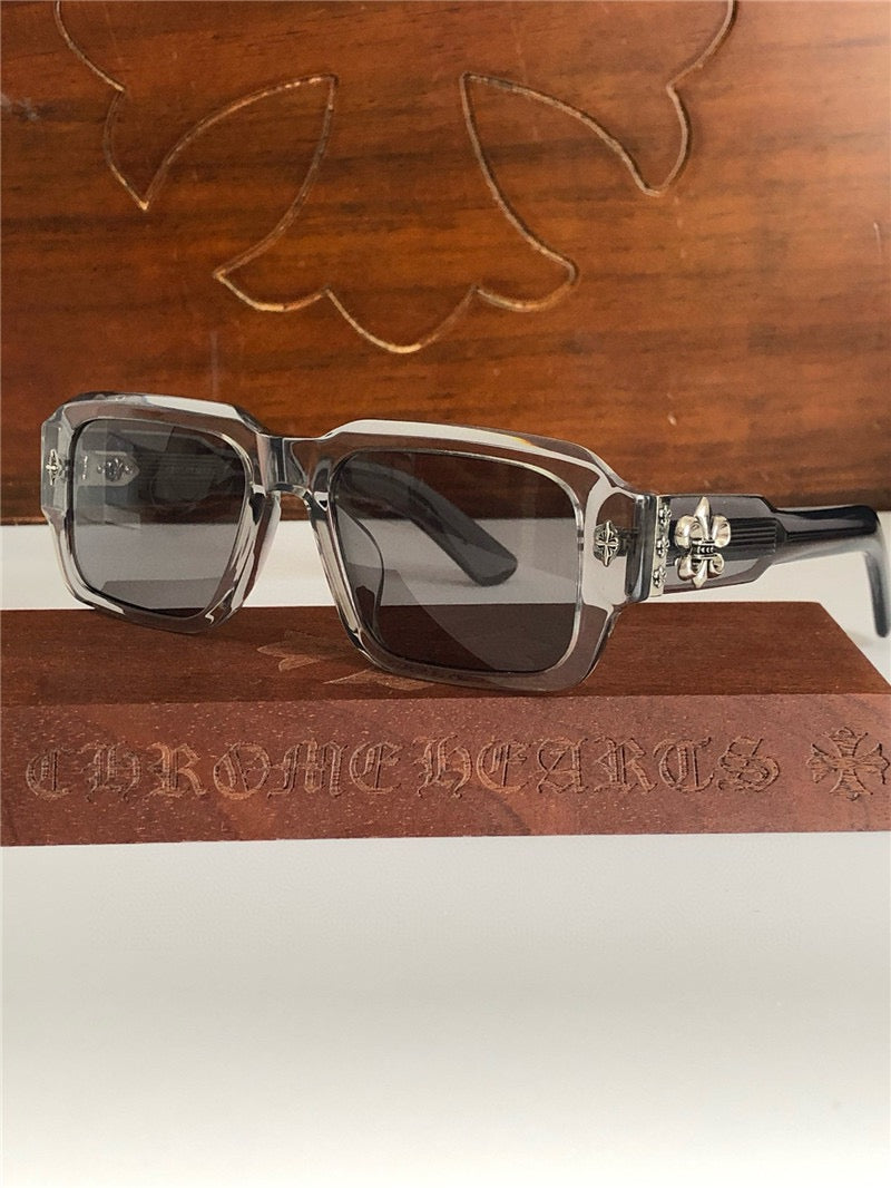 '- Chrome Hearts CRH8232 Sunglasses⚜️
