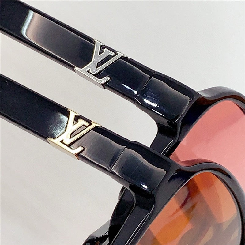 Louis Vuitton Z2898U LV Hit  Sunglasses ✨