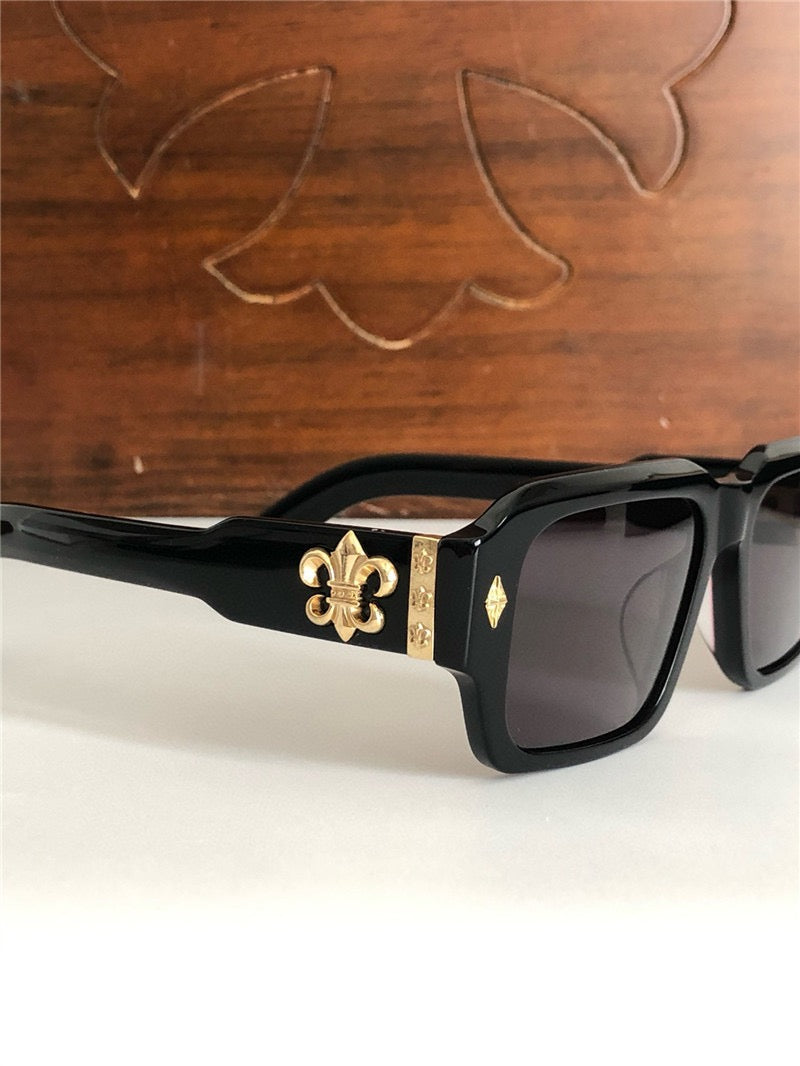 '- Chrome Hearts CRH8232 Sunglasses⚜️