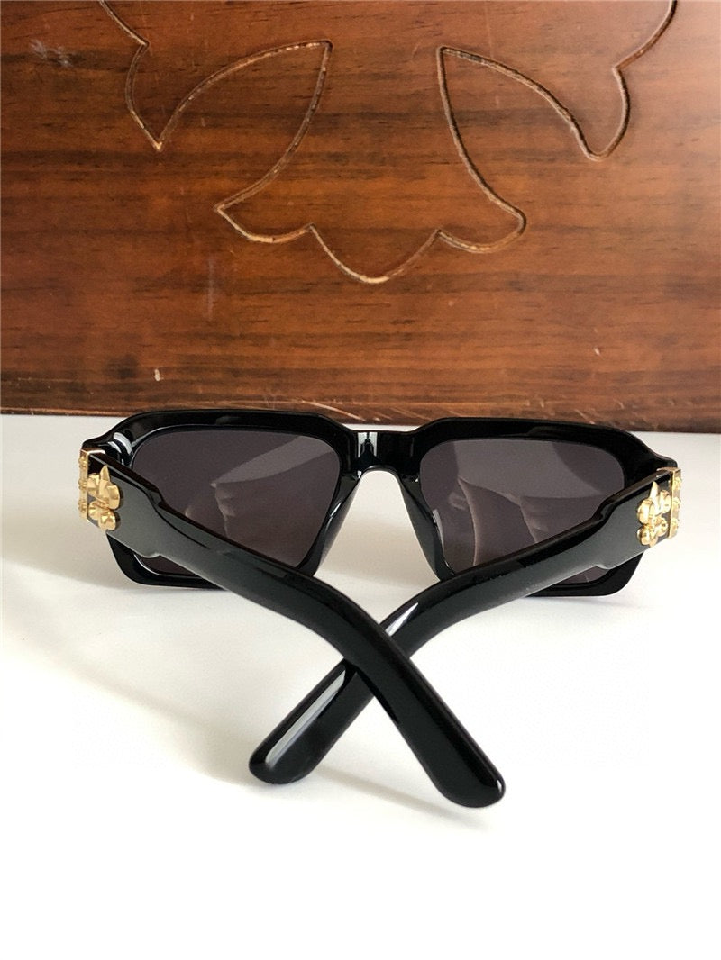 '- Chrome Hearts CRH8232 Sunglasses⚜️