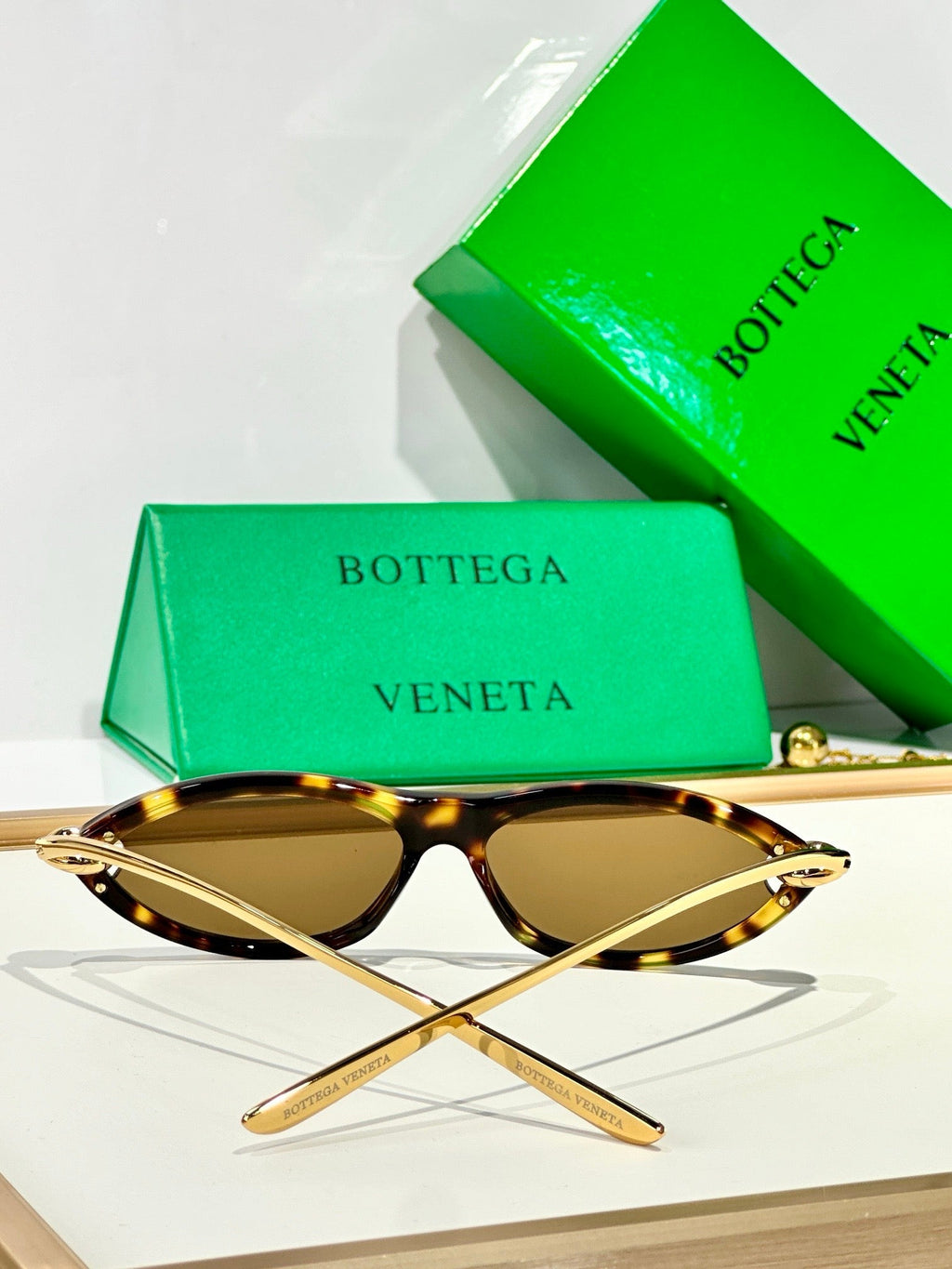 BOTTEGA VENETA BV1390 Women's Sunglasses💚