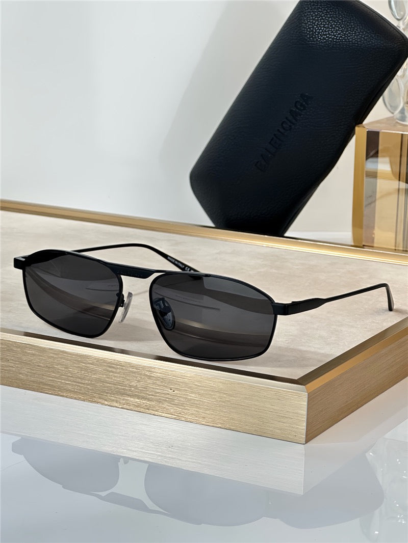 BALENCIAGA BB0416S  BB Logo Sunglasses🖤