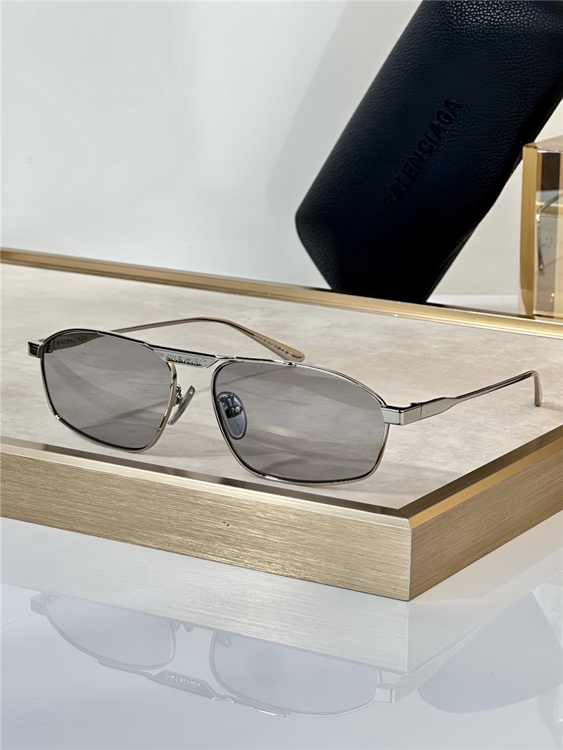 BALENCIAGA BB0416S  BB Logo Sunglasses🖤