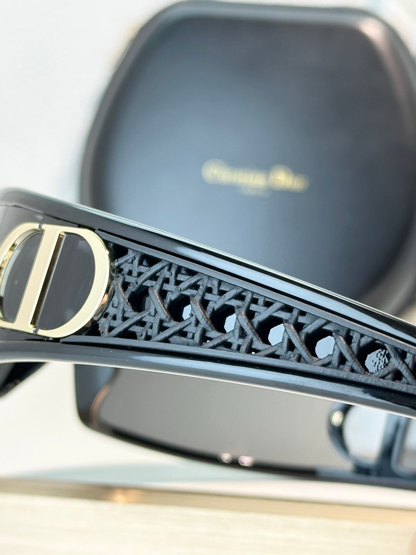 '-DIOR VeryDior M1  Sunglasses✨