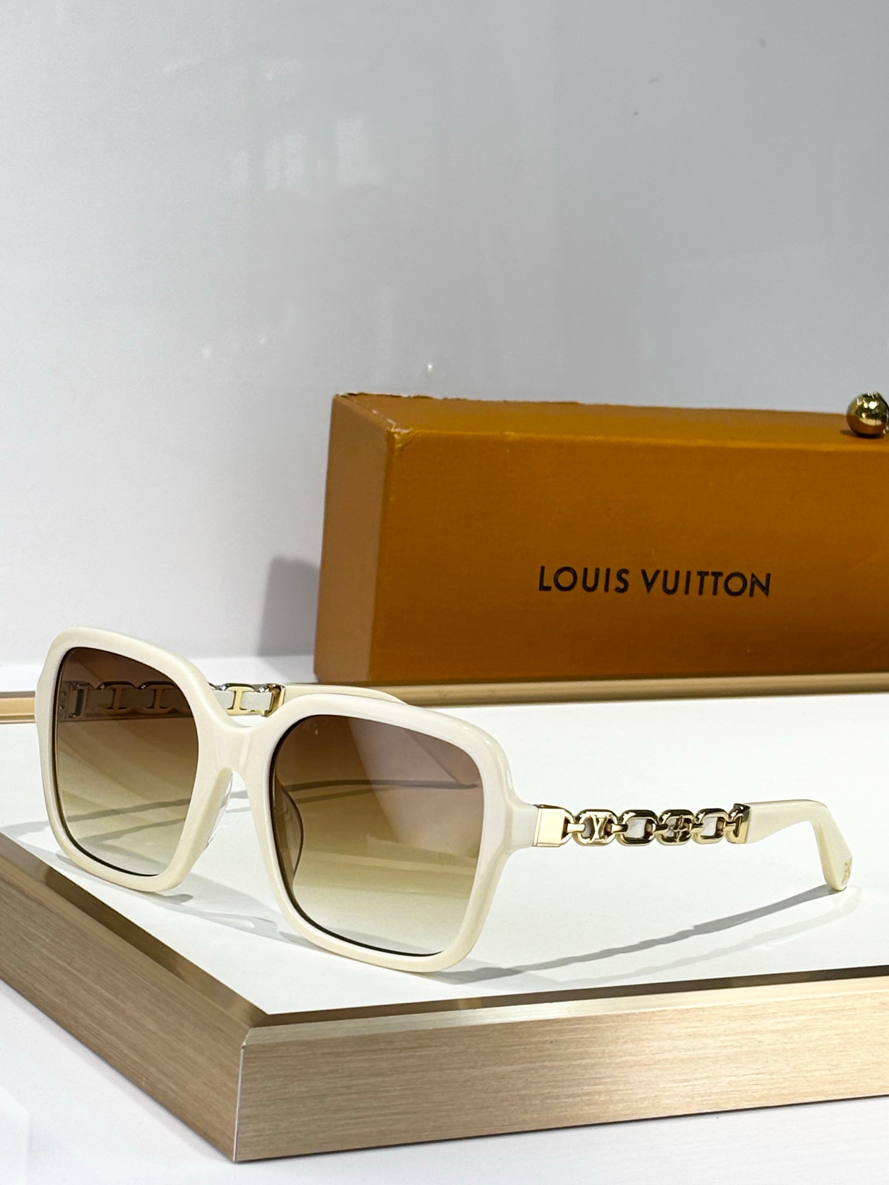 Louis Vuitton MZ2648W My LV Chain Braided Maxi Square Sunglasses✨