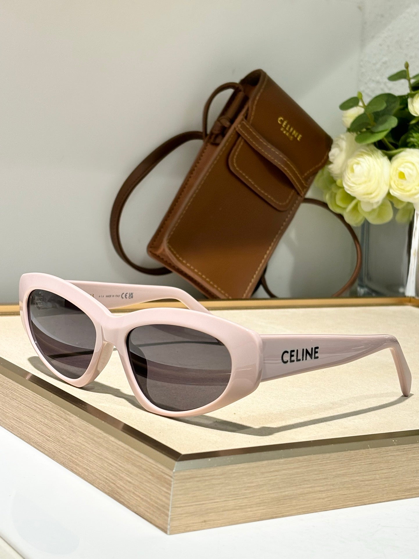 CELINE Celine Monochroms CL 40279U Women's Sunglasses  ✨