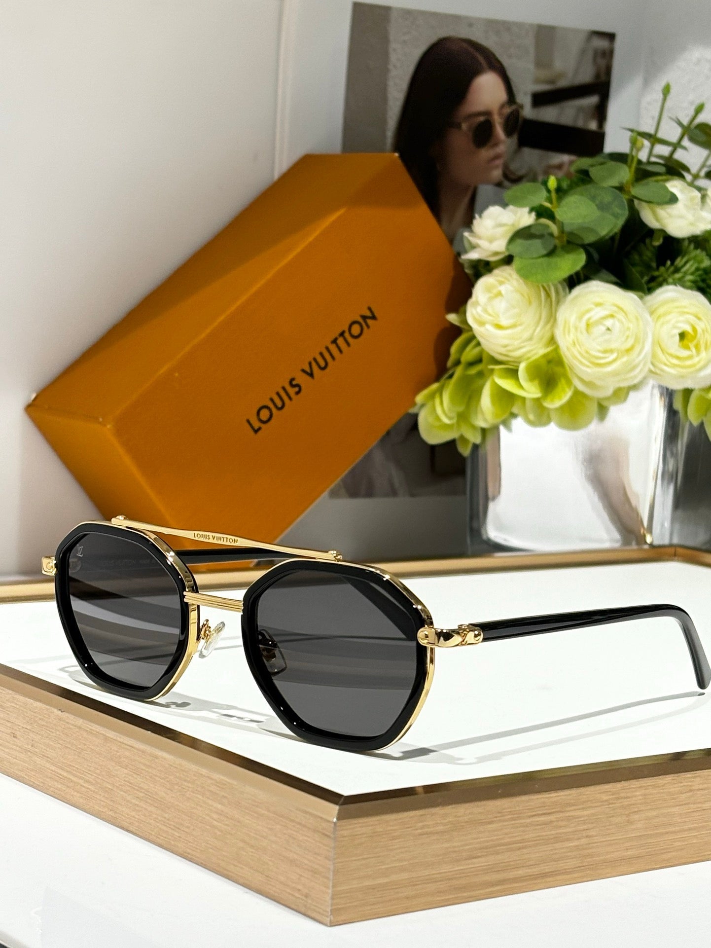 Louis Vuitton Z2532U LV Signature Duo Round Sunglasses ✨