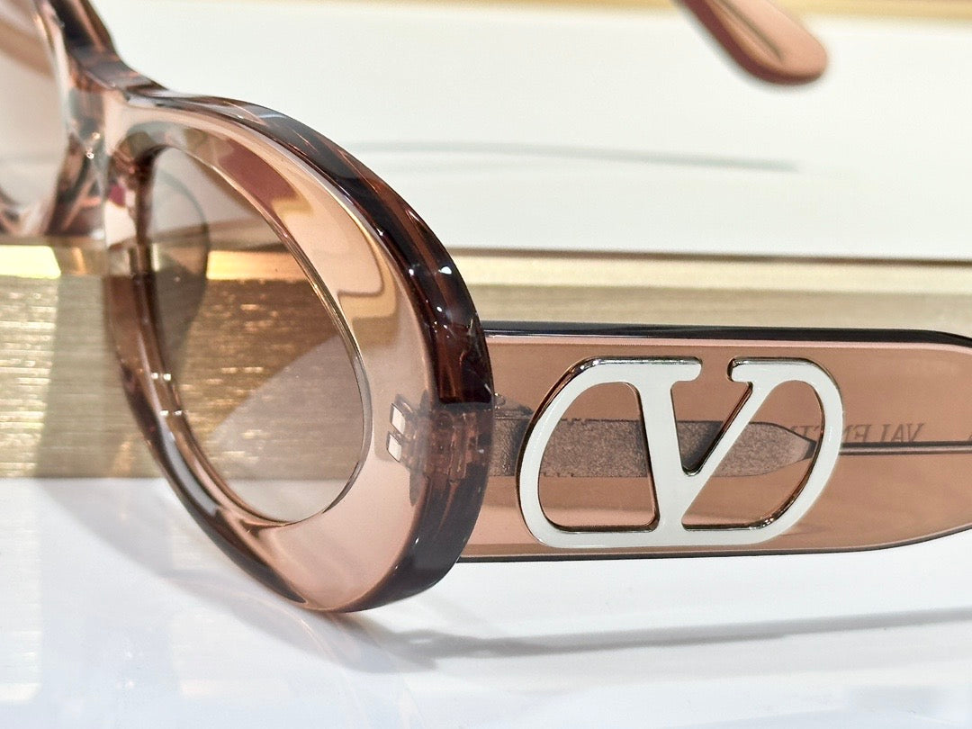 Valentino VLS178 Round Sunglasses✨