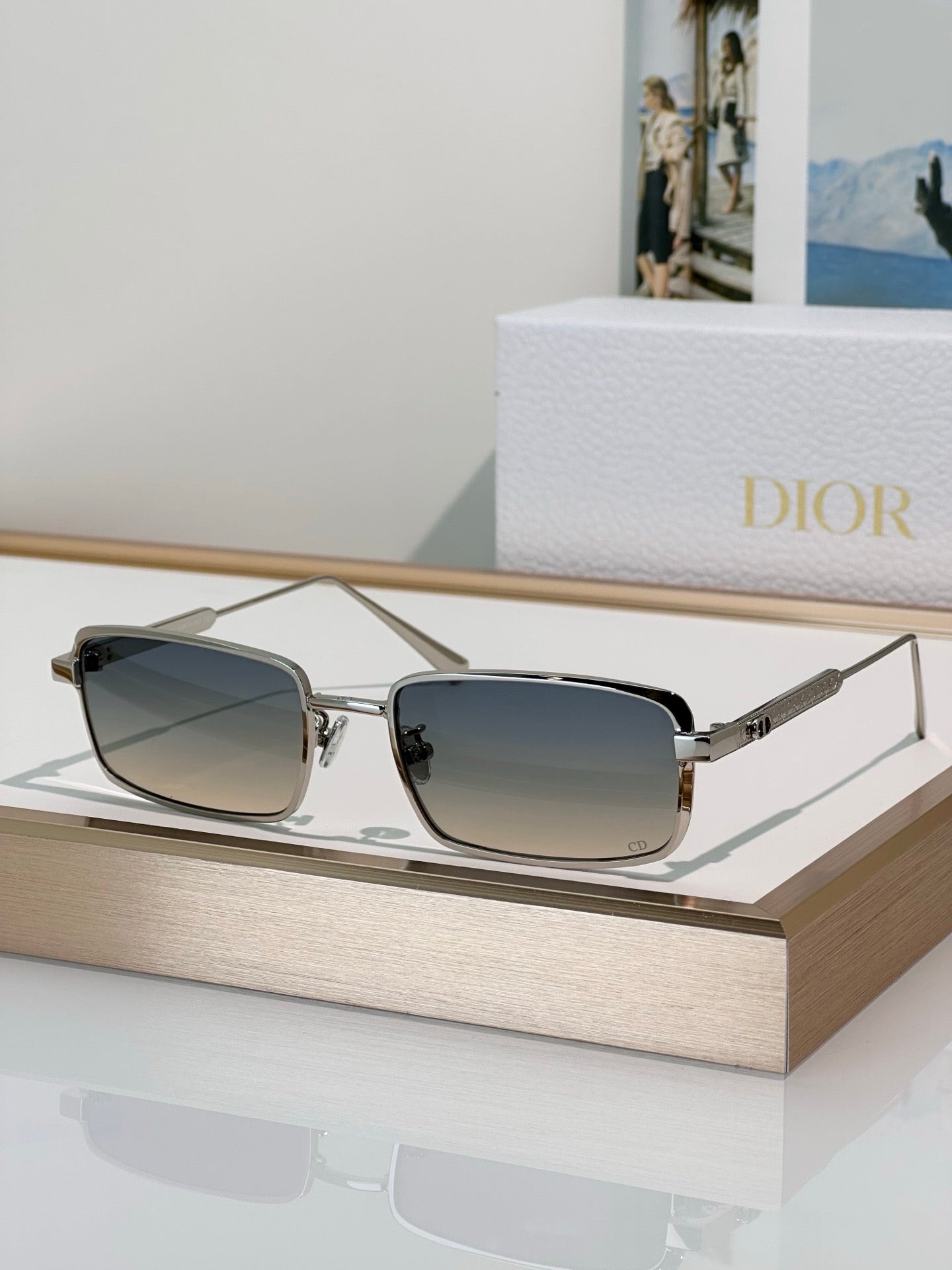 DIOR DiorCannage S2U Rectangular Sunglasses ✨
