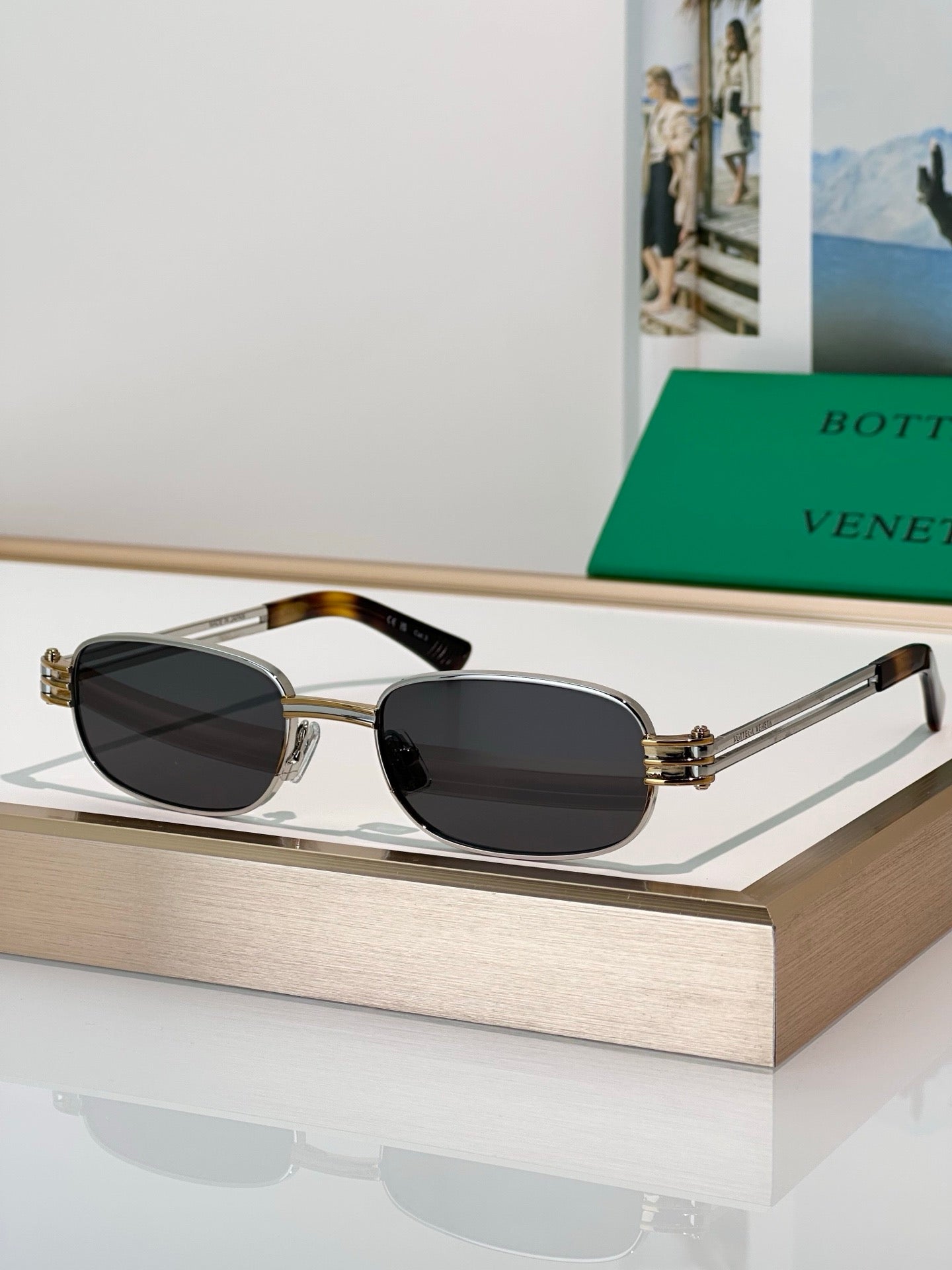 BOTTEGA VENETA BV 1381  Unisex Sunglasses💚