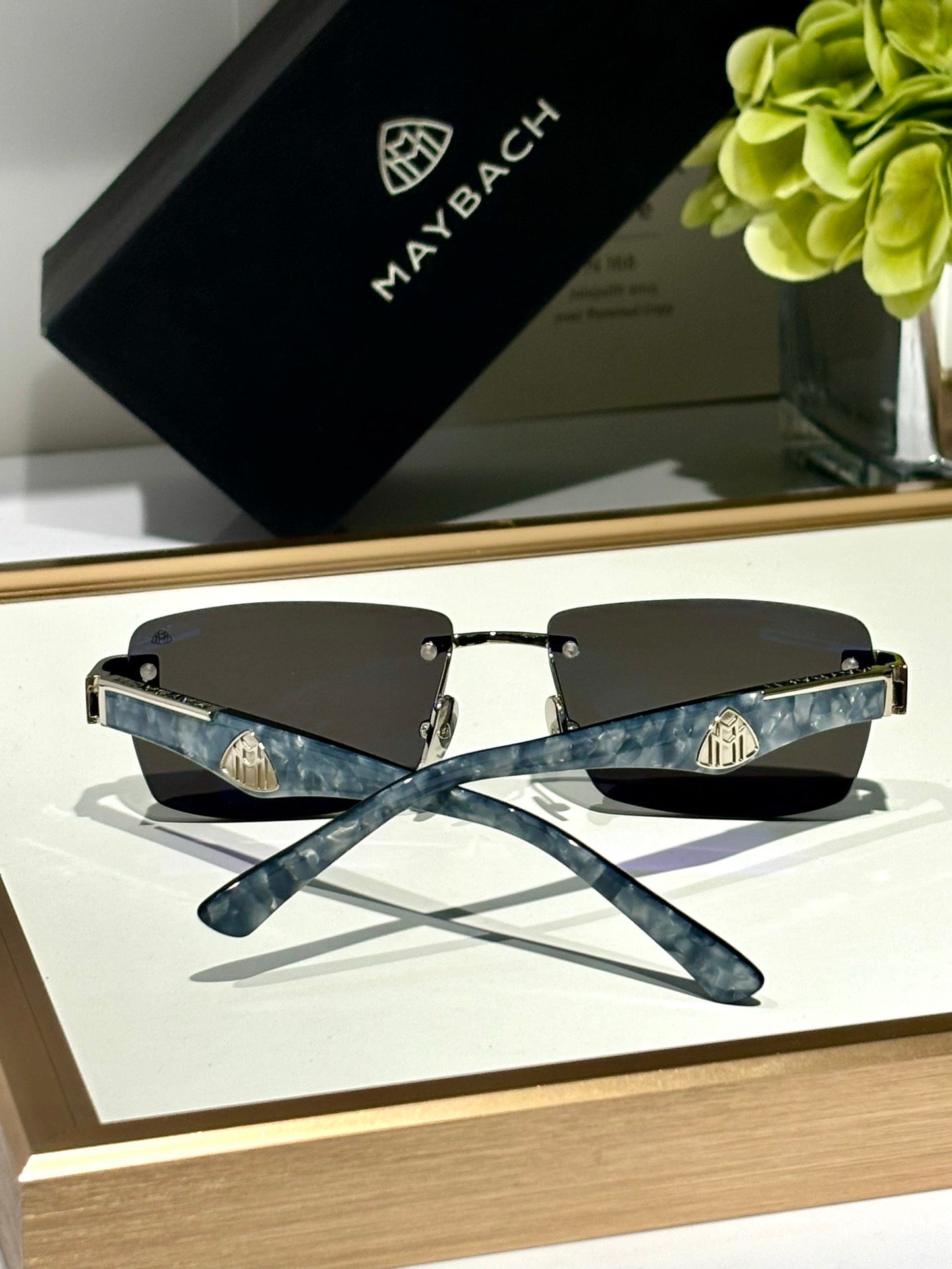 '-  MAYBACH The CHARACTER II  Unisex Sunglasses Mirror Zeiss Lenses 👑