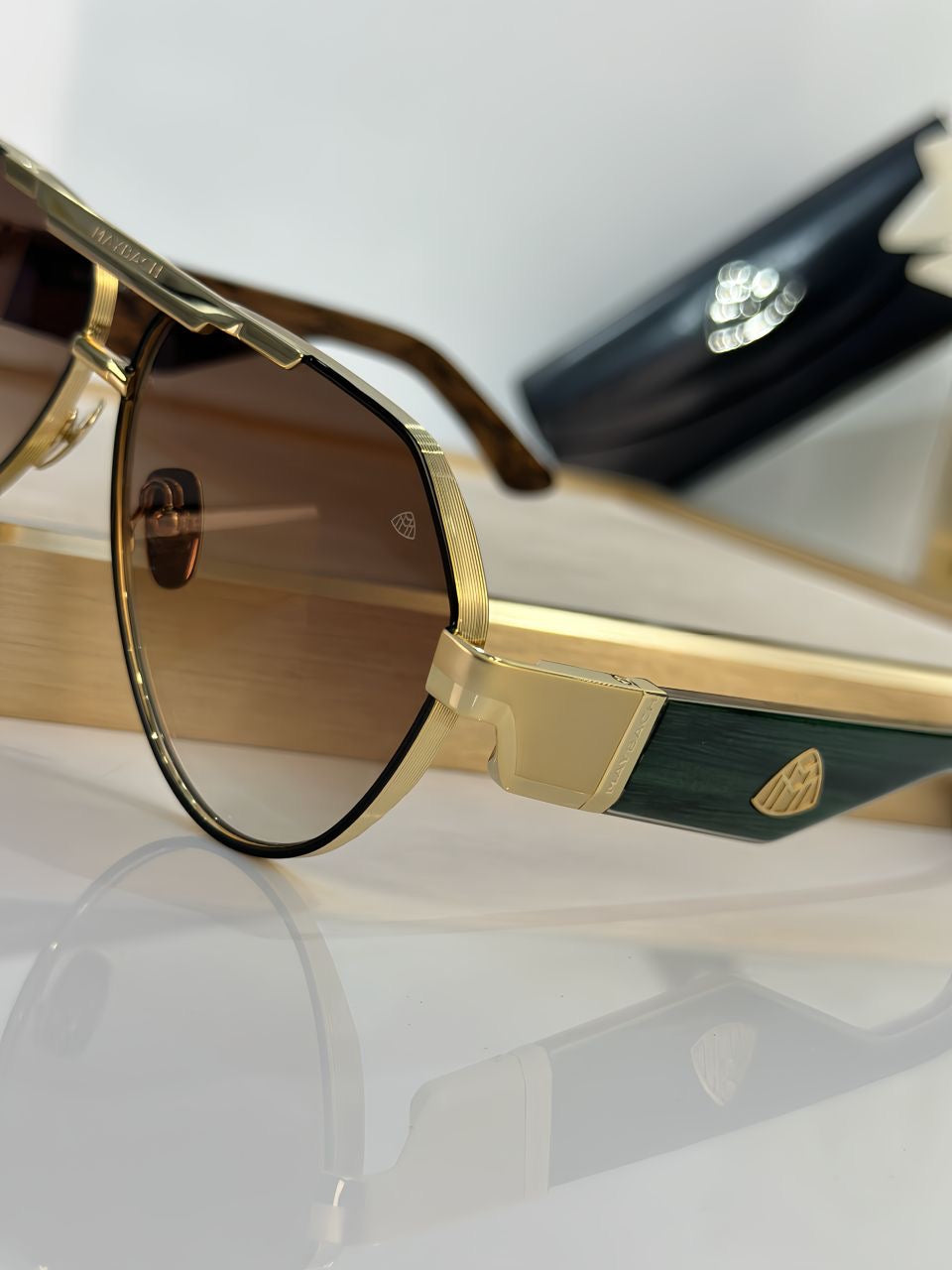 Maybach Eyewear – THE KING III  Men's Sunglasses 👑