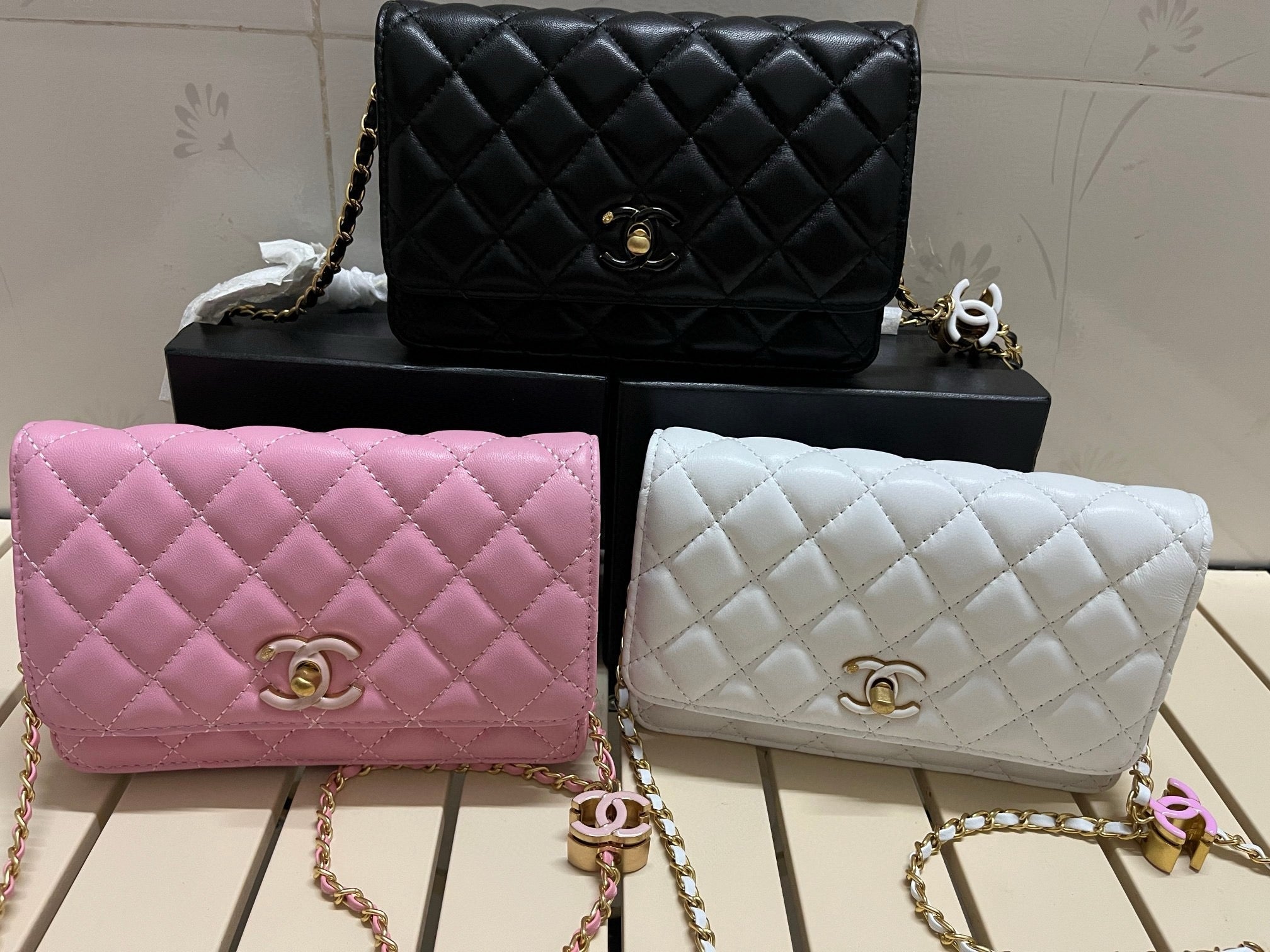 CHANEL Lambskin Flap Chain CC  Bag  3 colors ✨