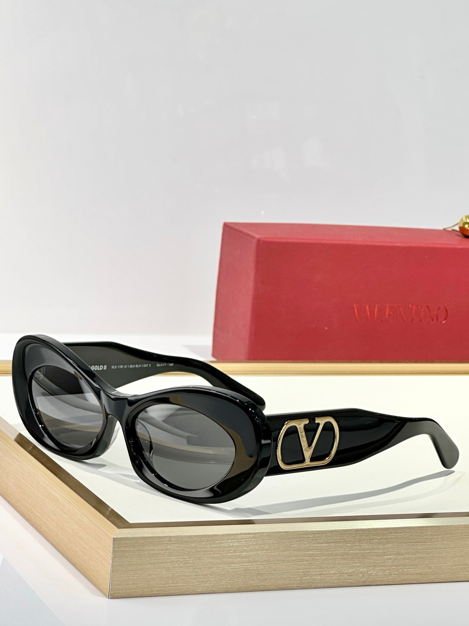 Valentino VLS178 Round Sunglasses✨