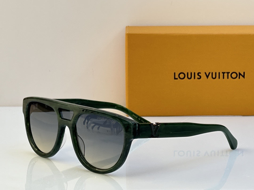 Louis Vuitton Z2061W LV Sleek Round Sunglasses  ✨