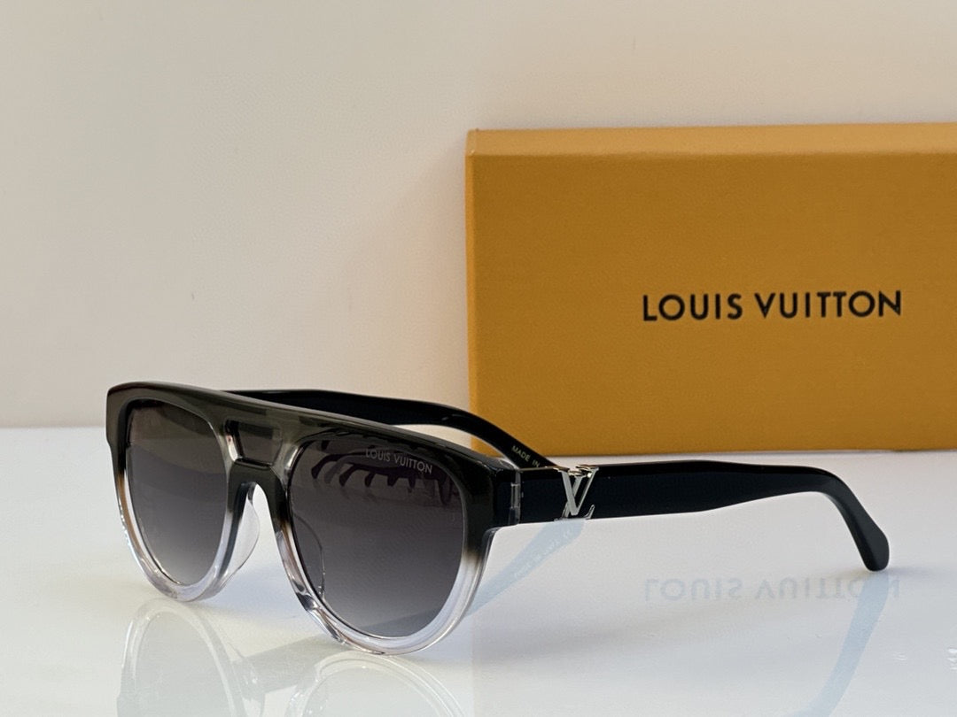 Louis Vuitton Z2061W LV Sleek Round Sunglasses  ✨