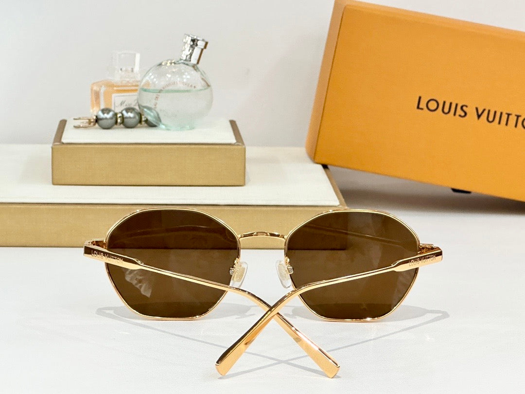 Louis Vuitton Z2192U LV Pure Round Sunglasses ✨
