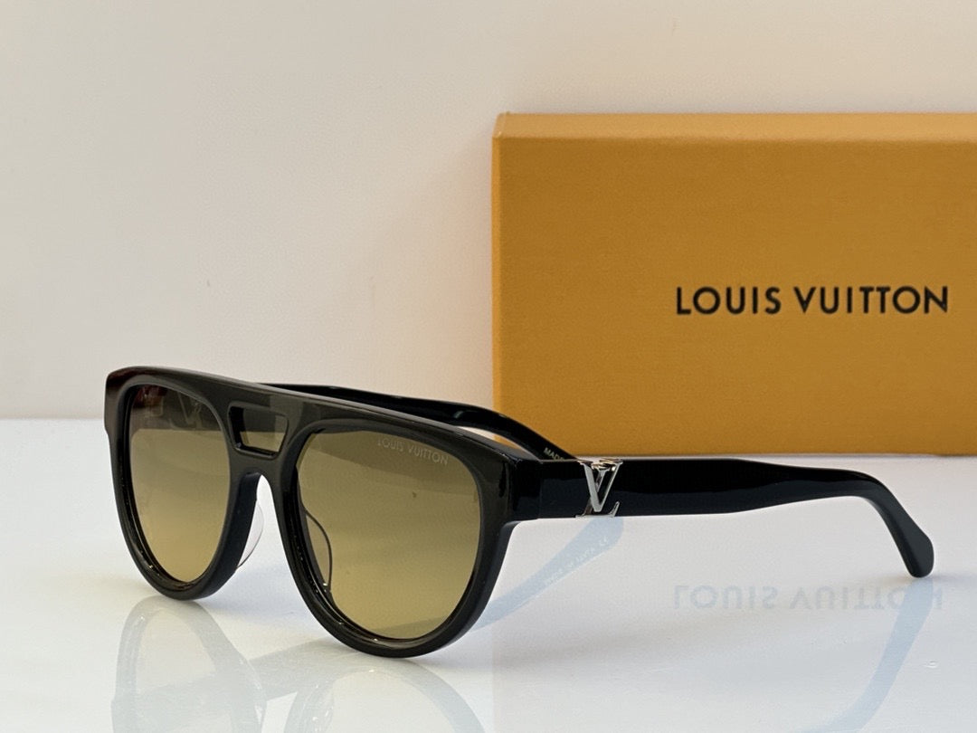 Louis Vuitton Z2061W LV Sleek Round Sunglasses  ✨