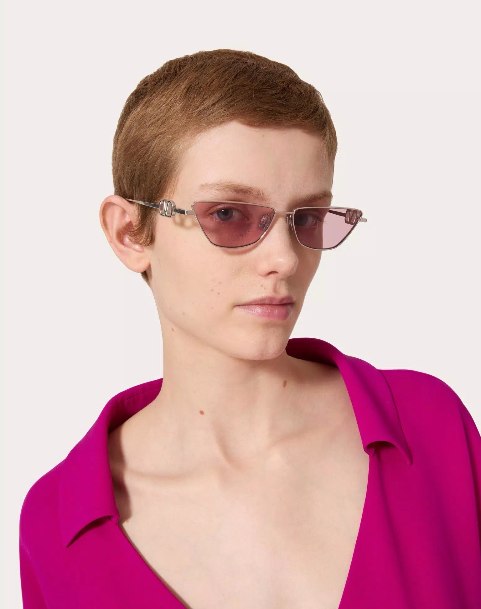 Valentino VLOGO SIGN CAT-EYE TITANIUM FRAME VLS135B Sunglasses✨