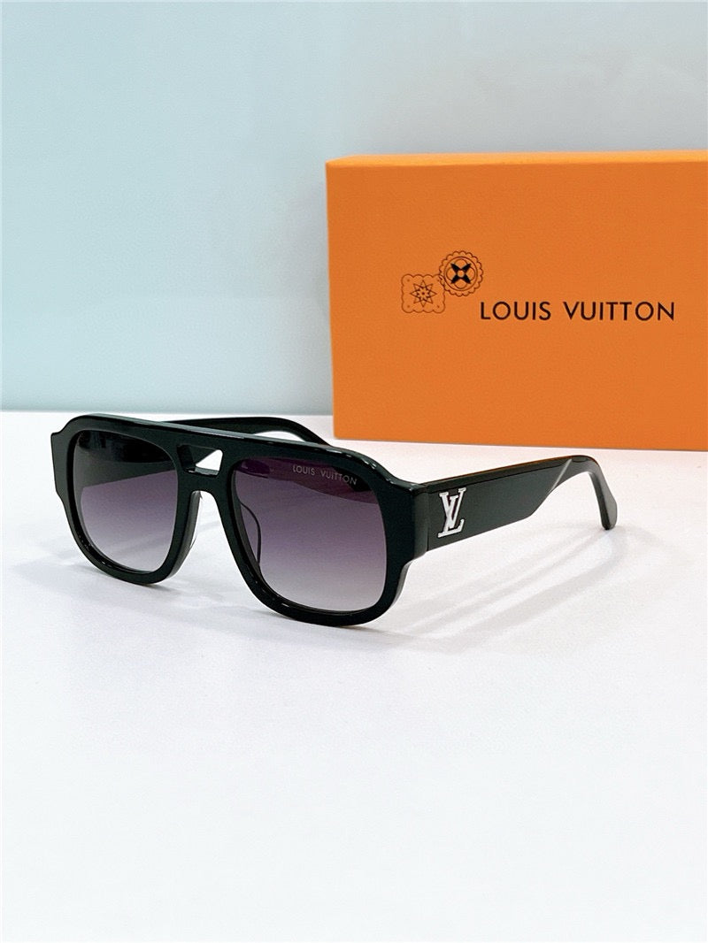 Louis Vuitton Z2613W LV Clash Pilot Sunglasses ✨