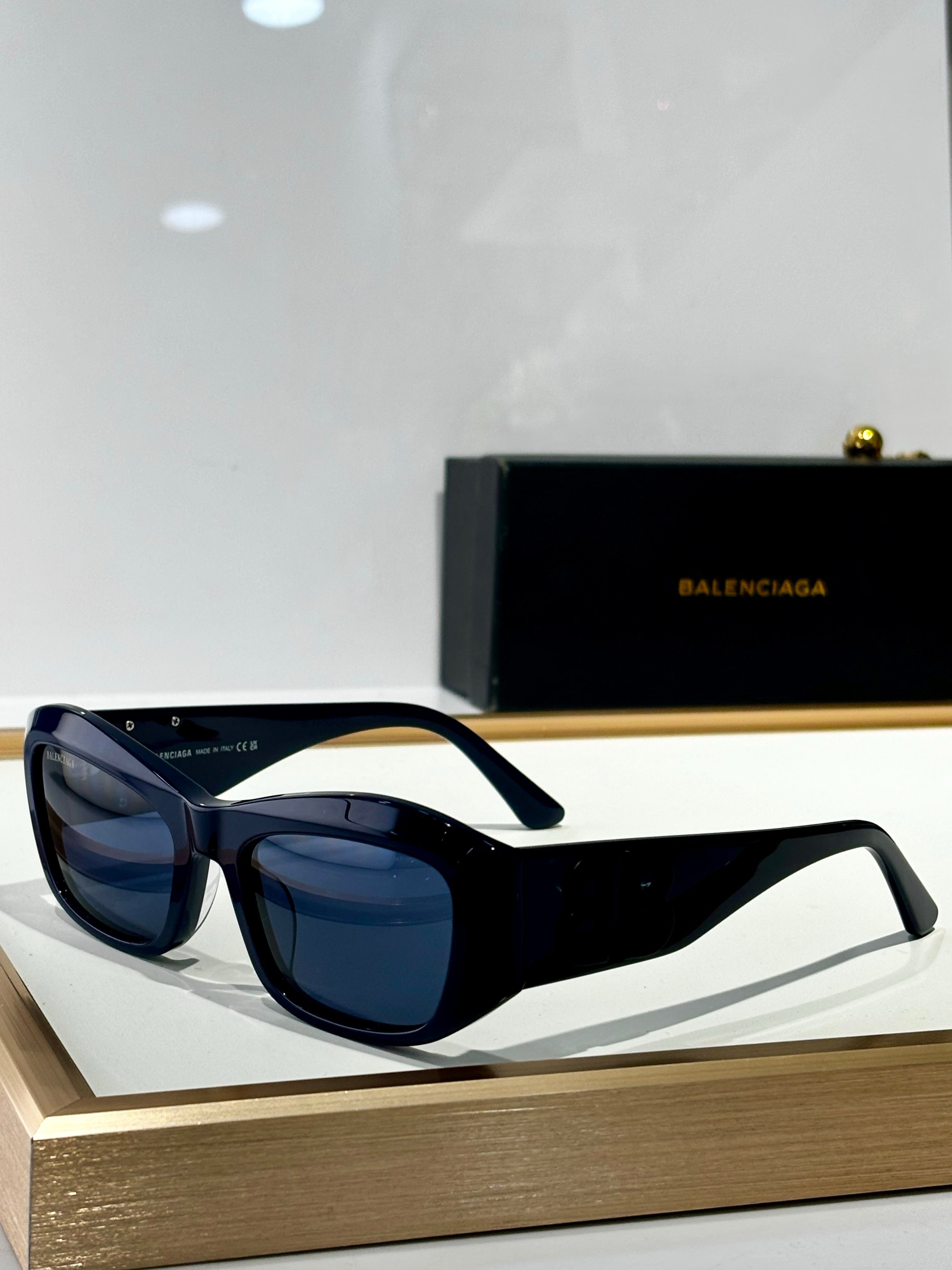 BALENCIAGA BB0397SK BB Logo Sunglasses🖤