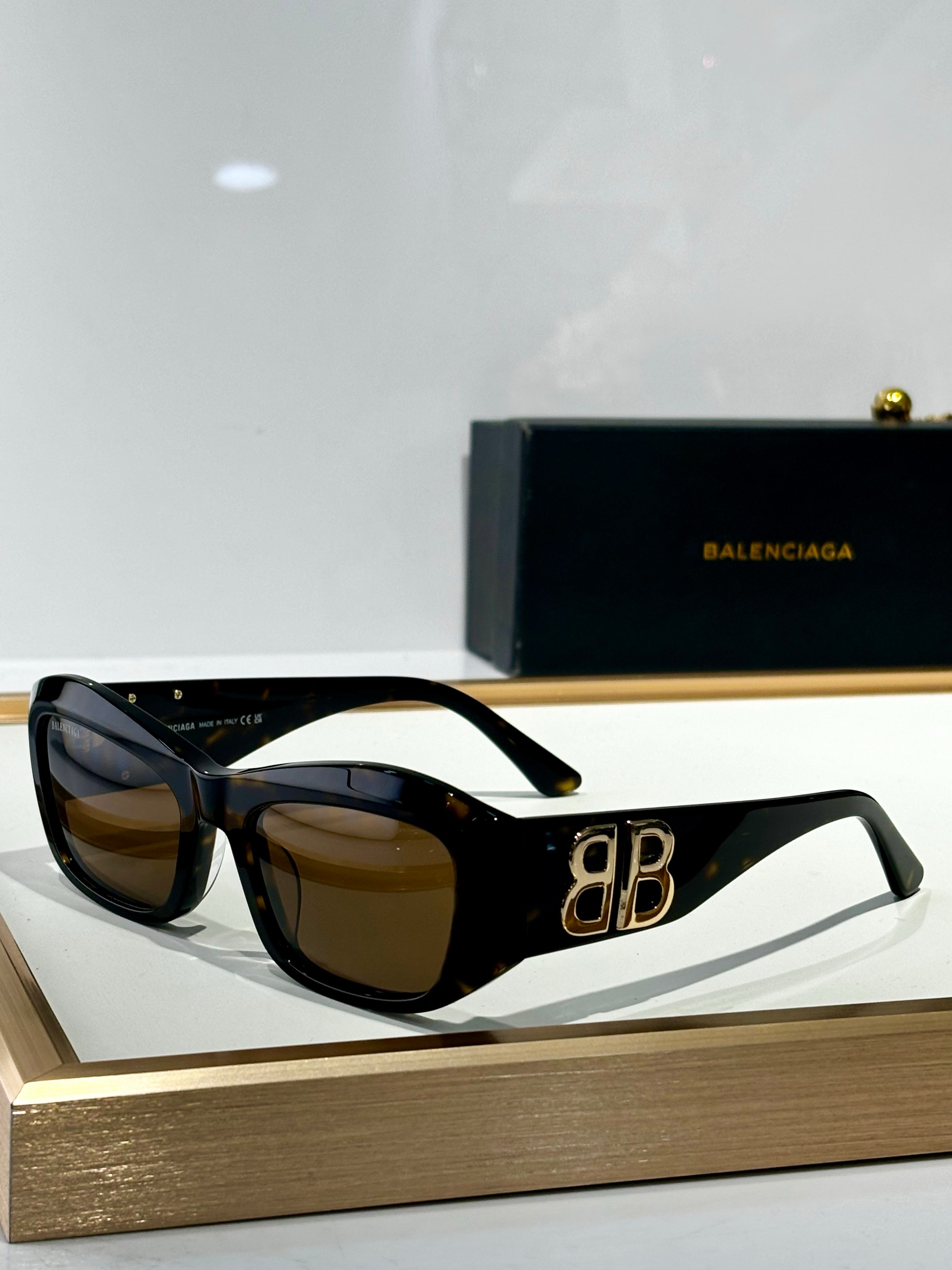BALENCIAGA BB0397SK BB Logo Sunglasses🖤