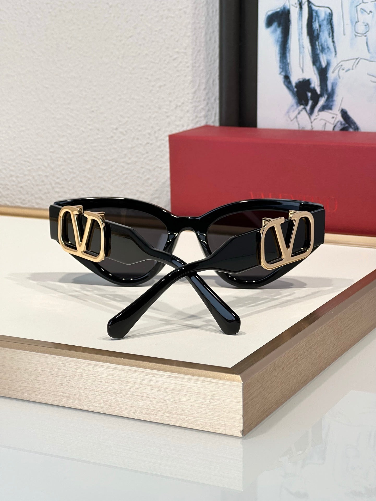 '-  Valentino KYLIE JENNER V-Due Acetate & Titanium Cat-Eye Sunglasses✨